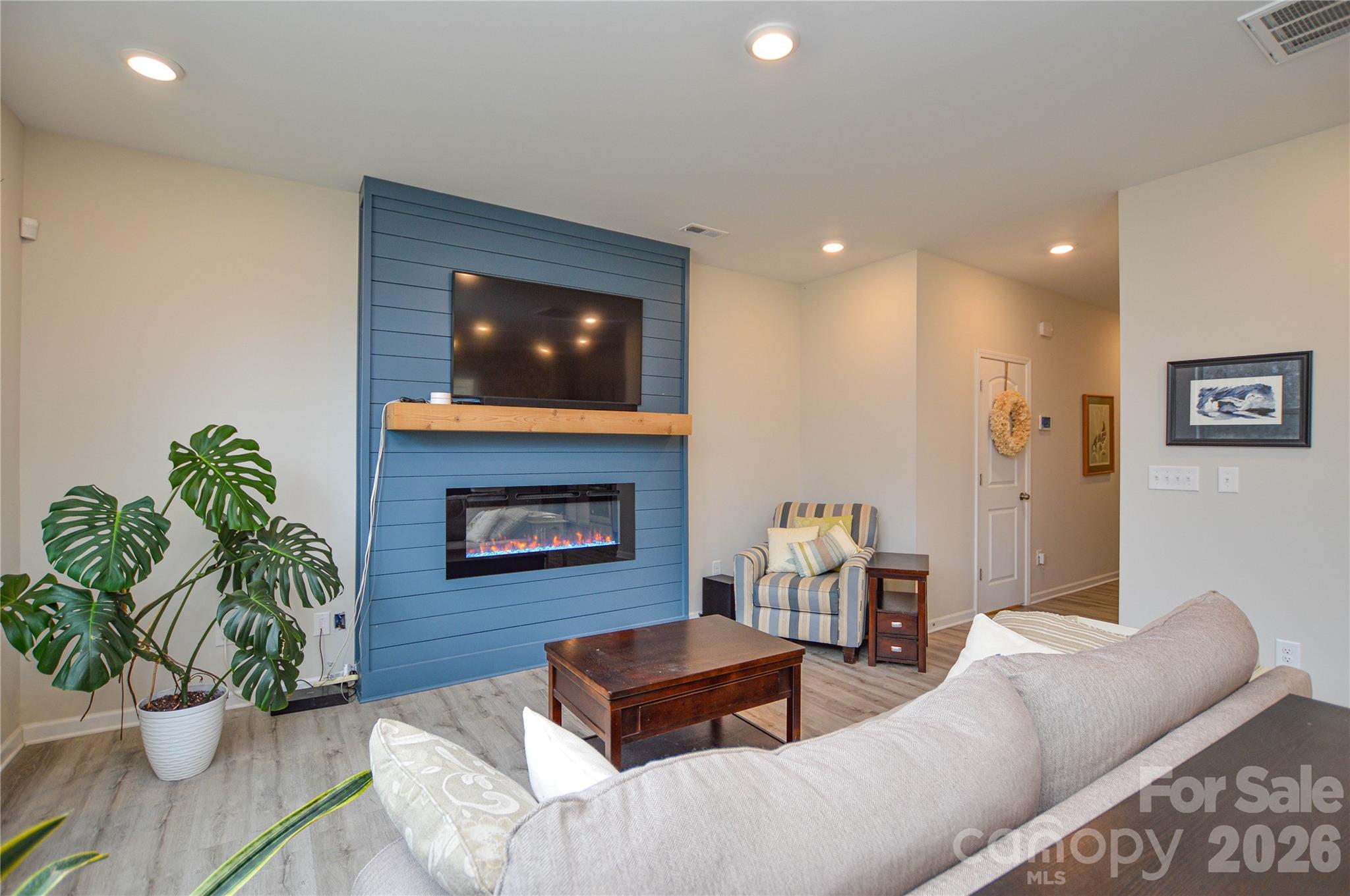 3002 Weddington Pointe Drive