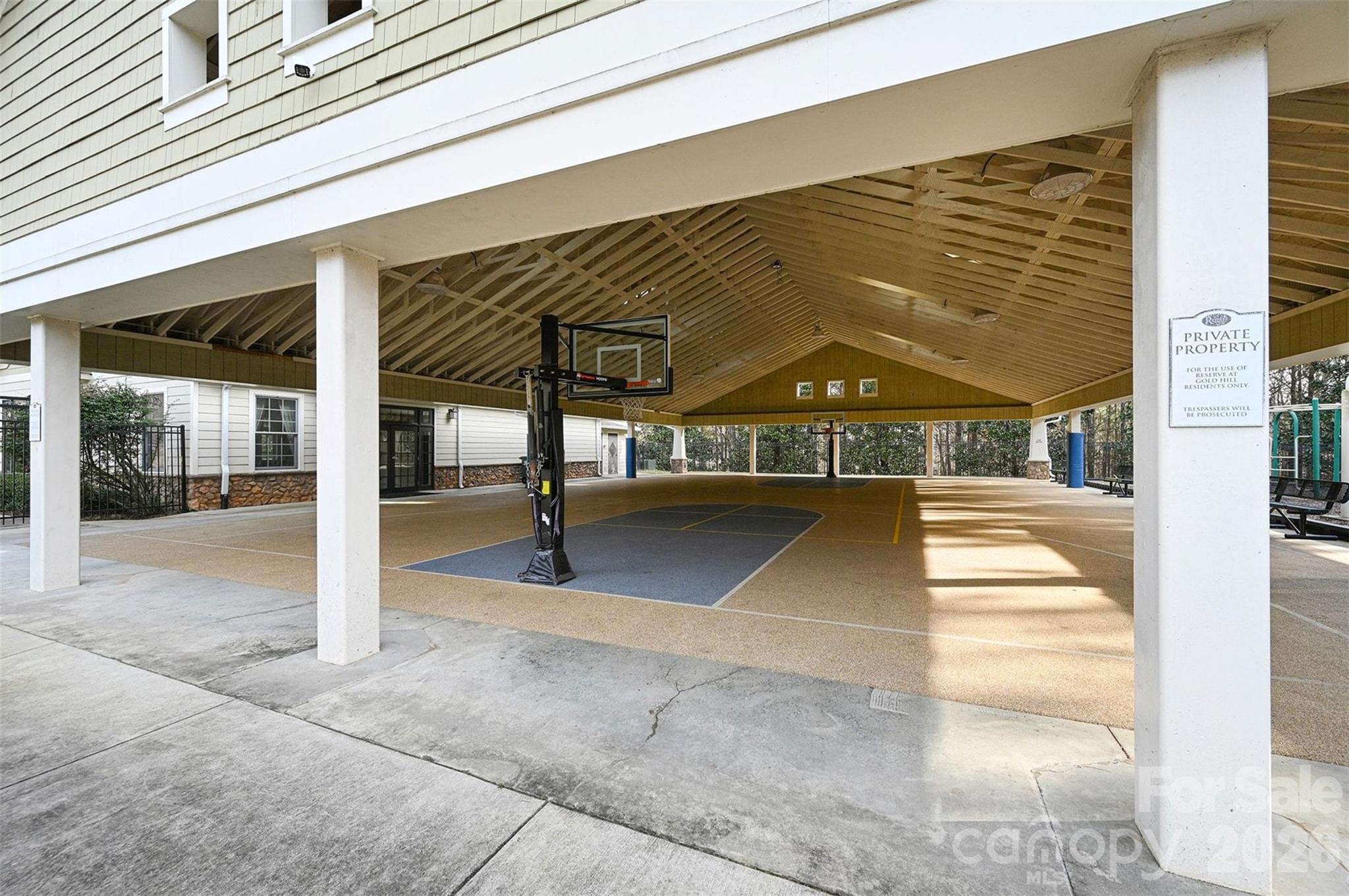 1229 Gold Rush Court