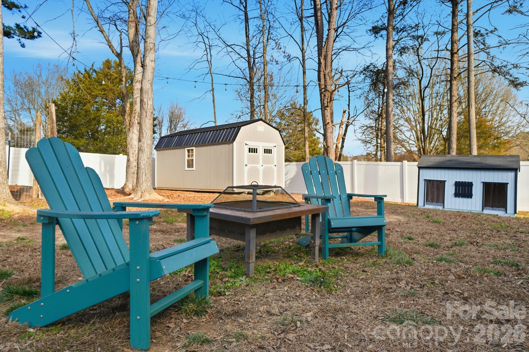 2305 Holly Lane