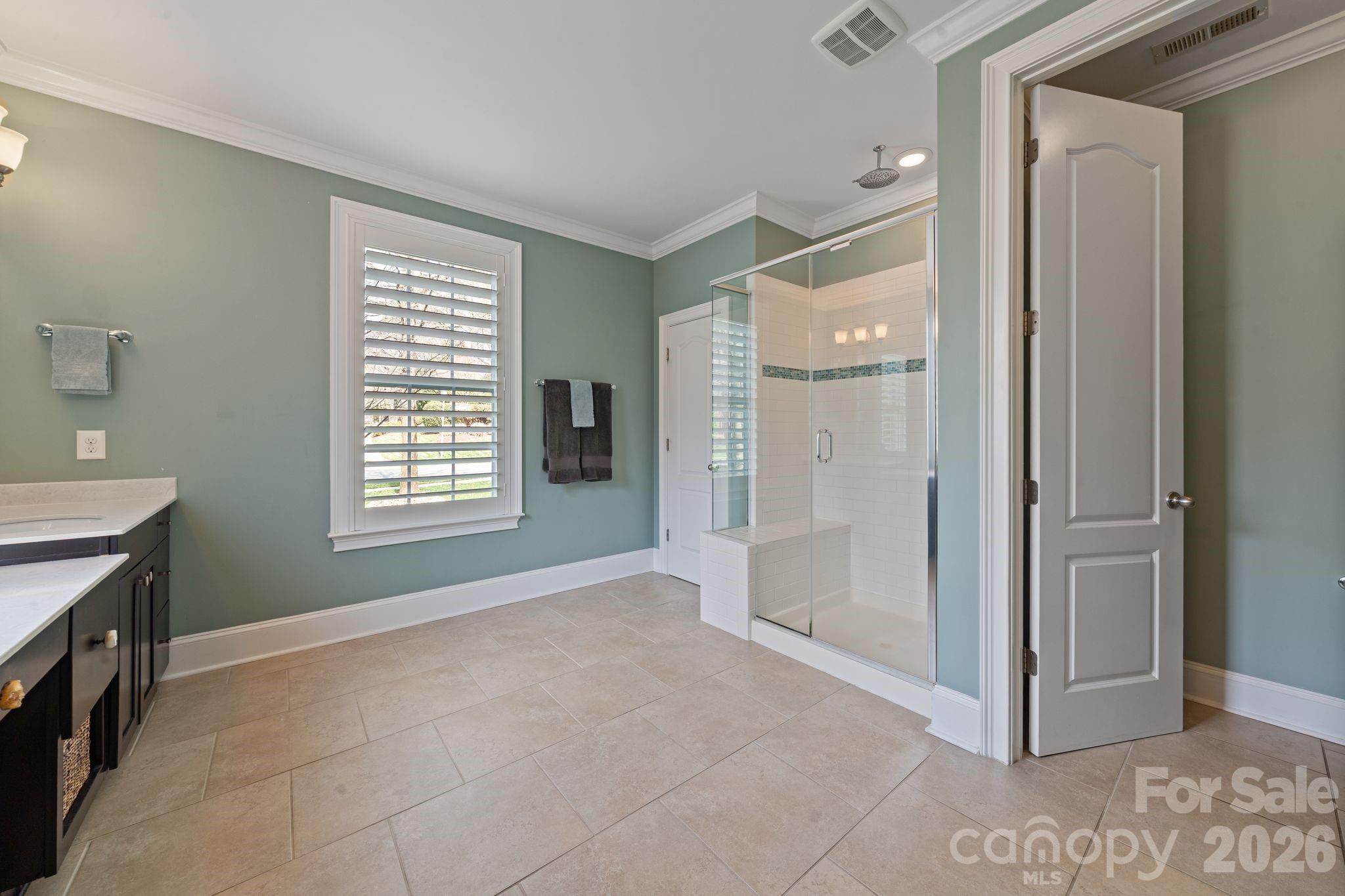 2404 Island Lake Drive