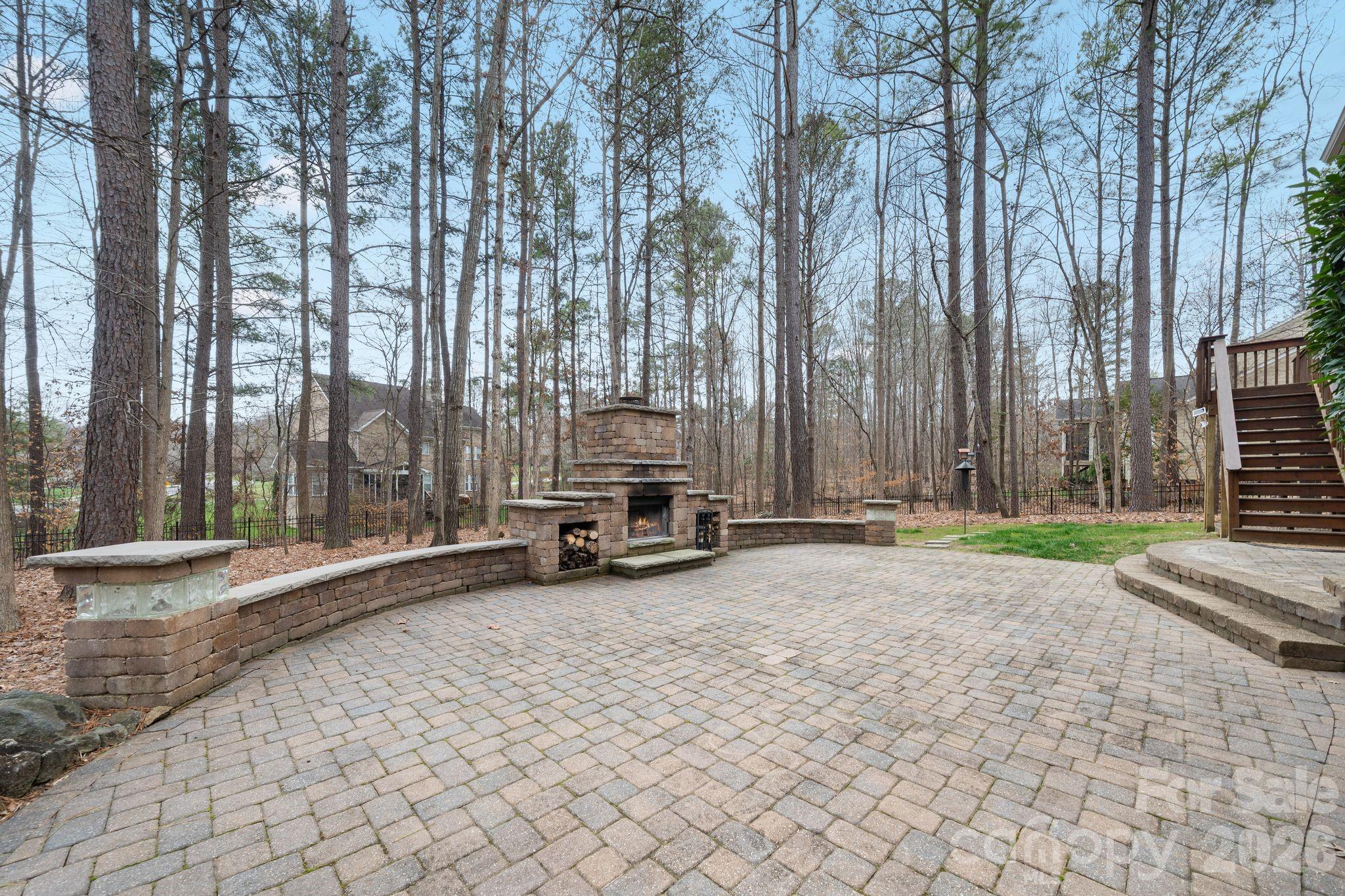 2404 Island Lake Drive