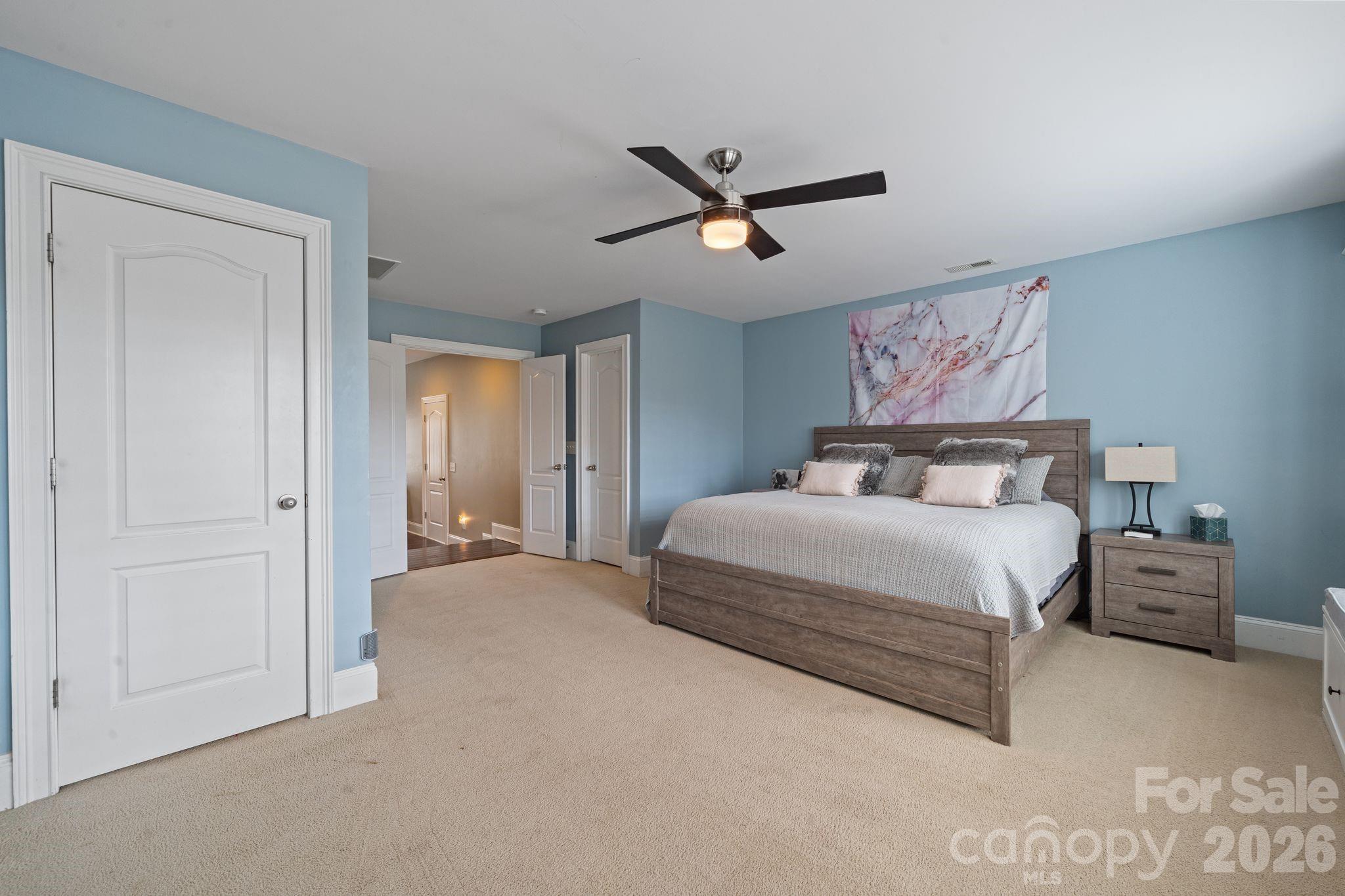 2404 Island Lake Drive