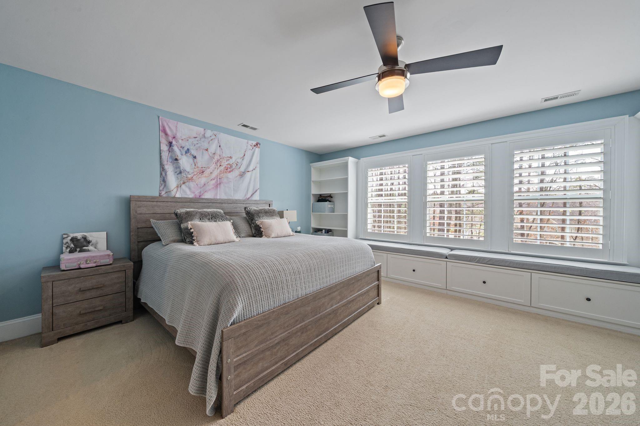 2404 Island Lake Drive