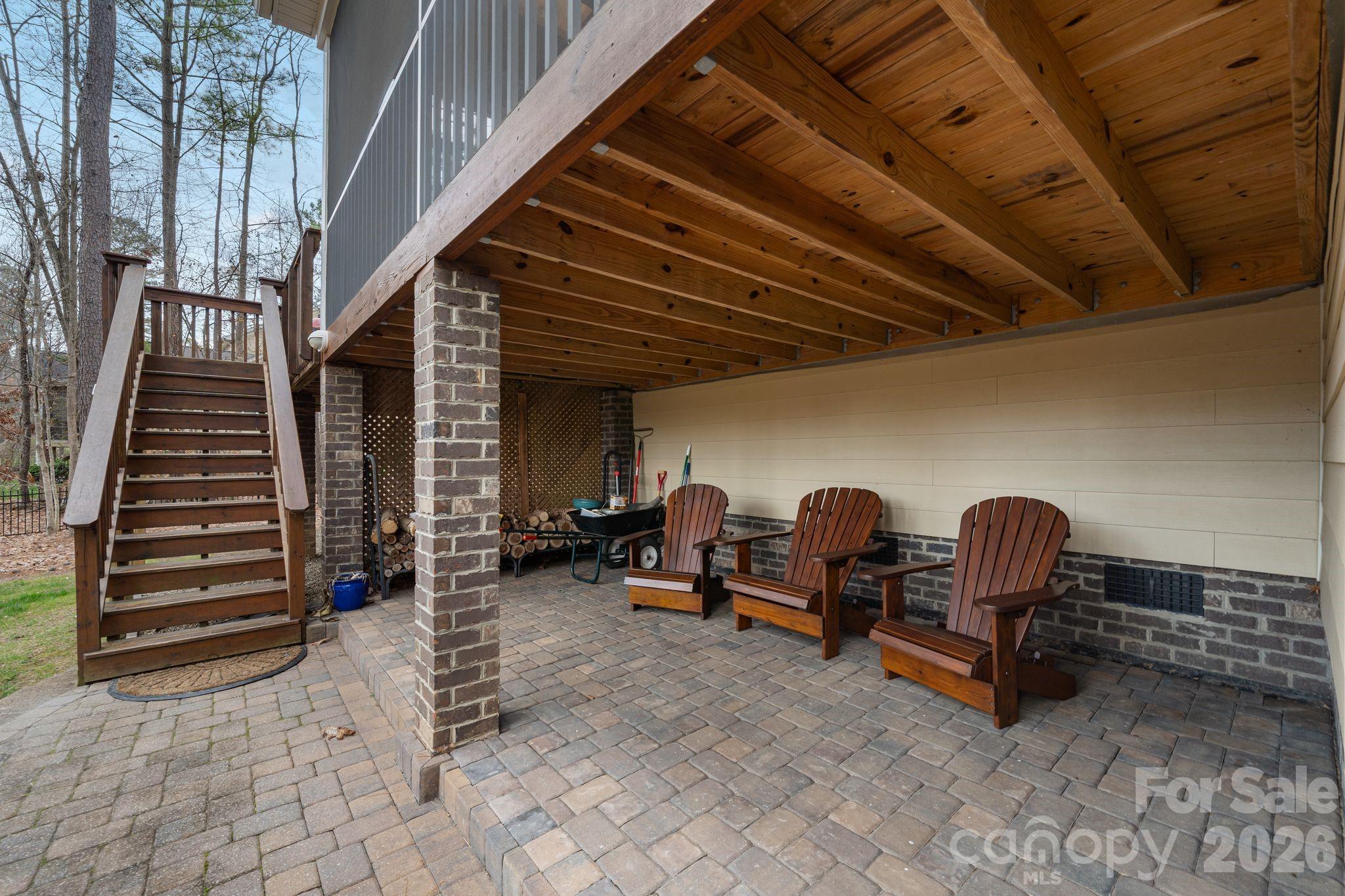 2404 Island Lake Drive