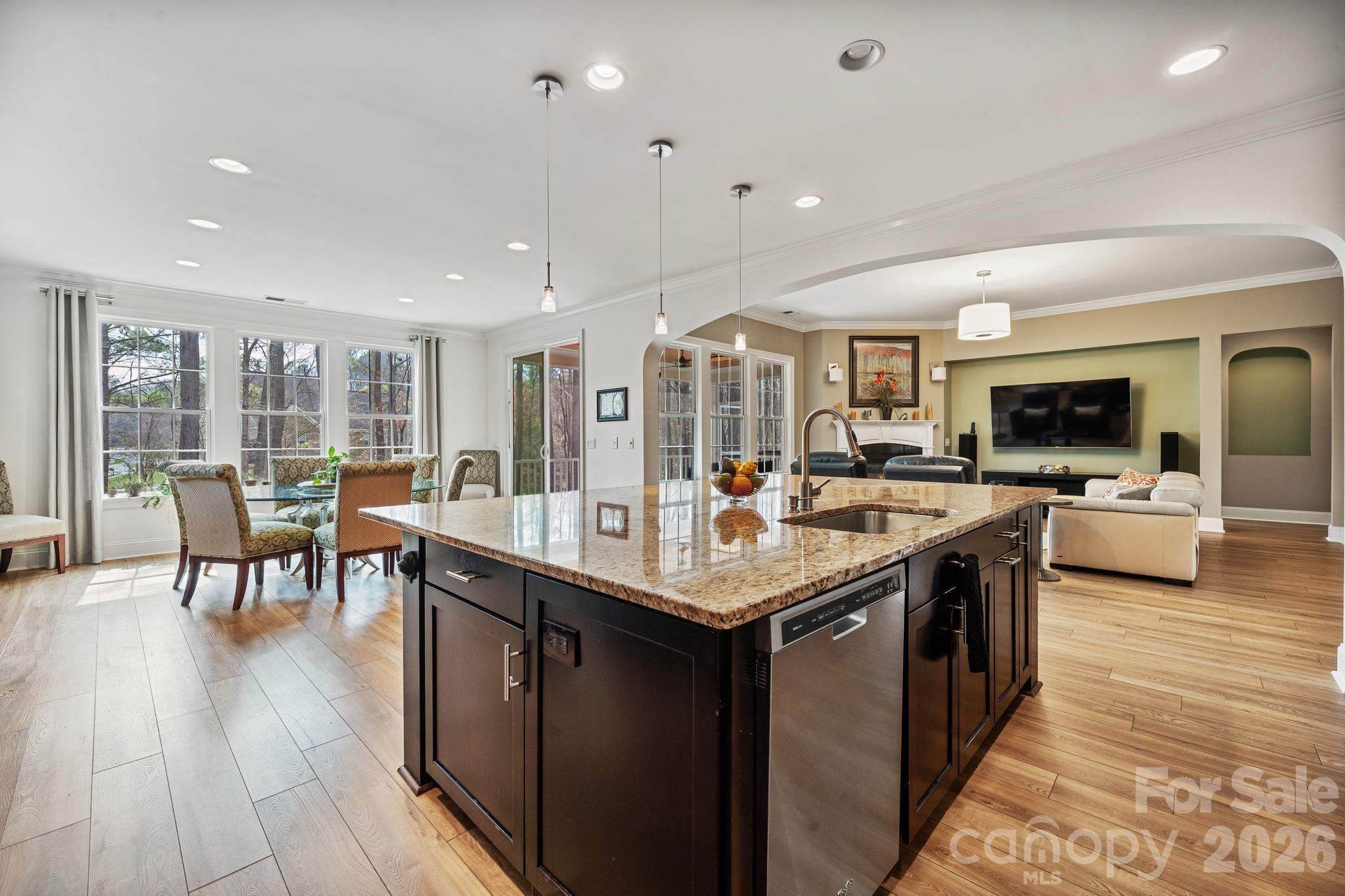 2404 Island Lake Drive