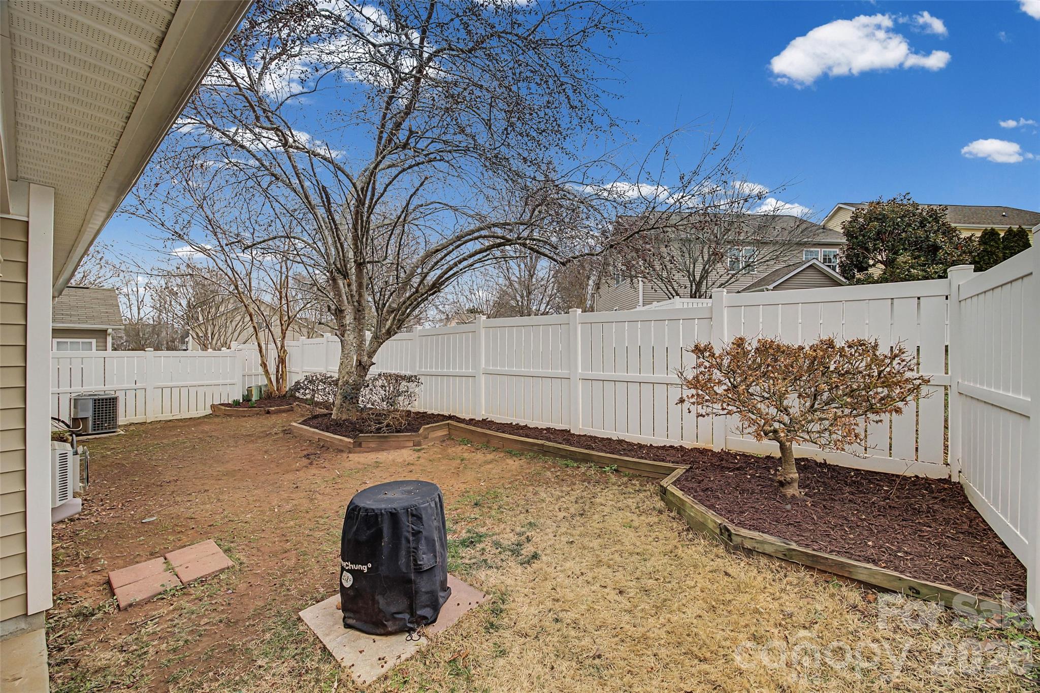 4913 Salera Lane