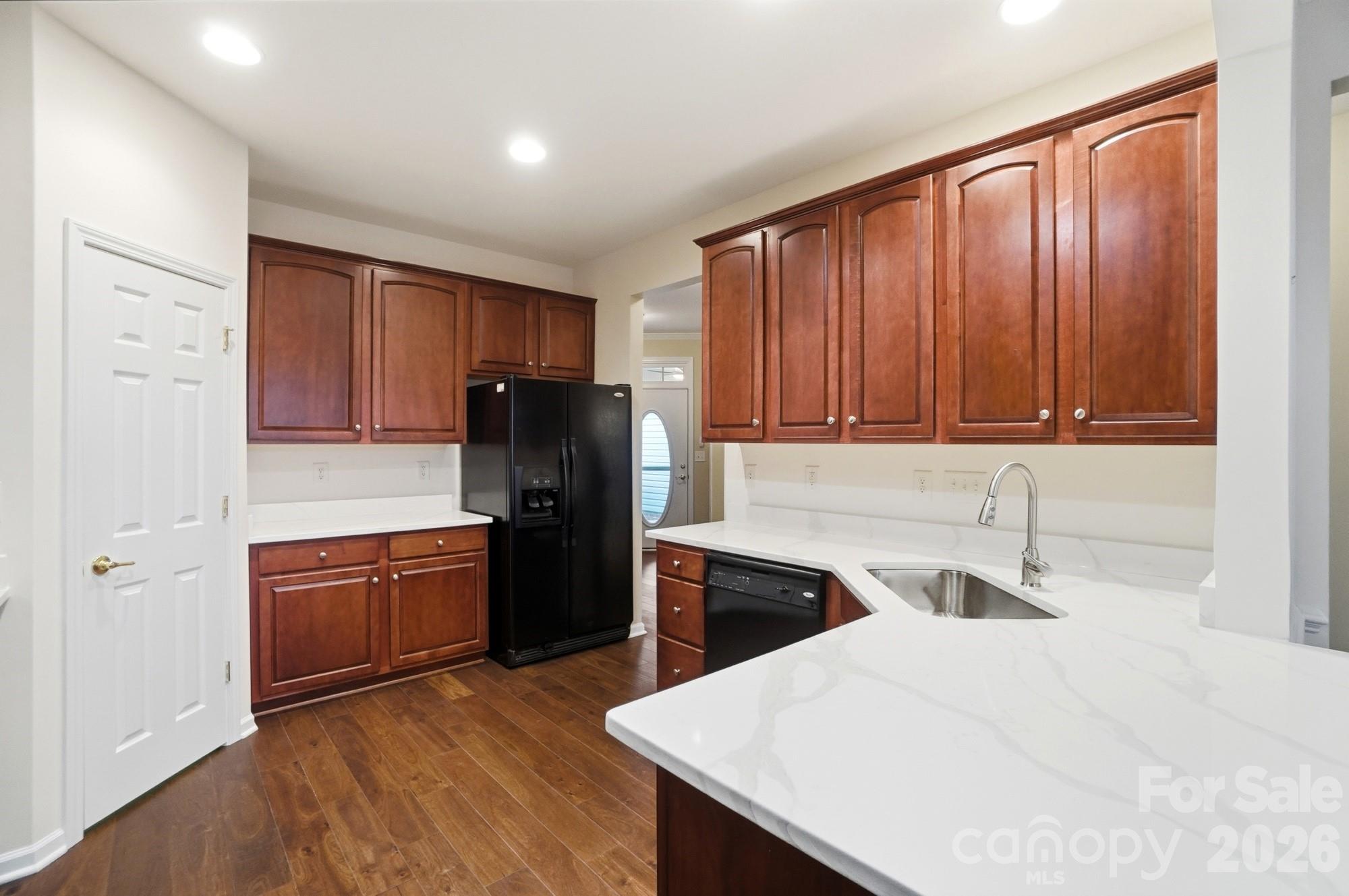 284 Garnet Court