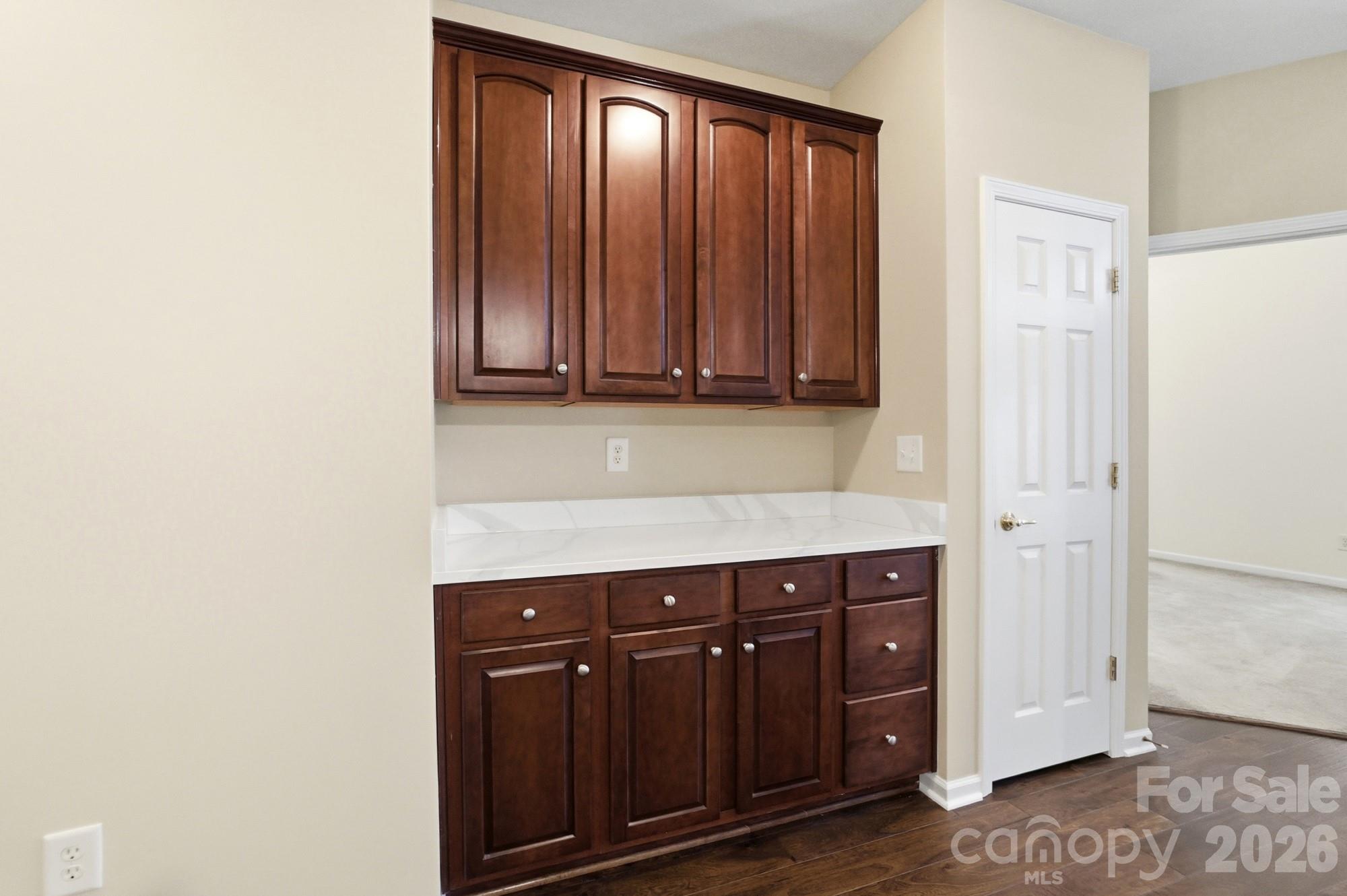 284 Garnet Court