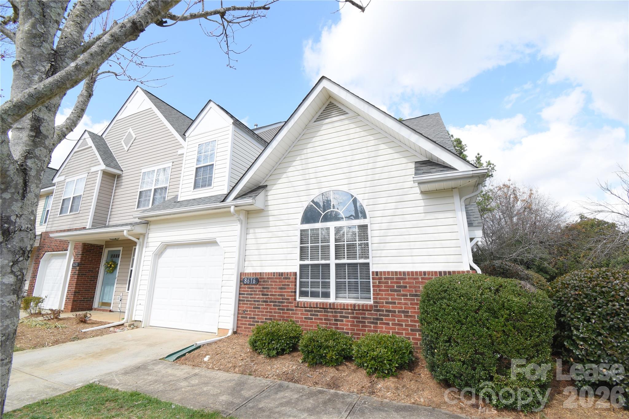 8616 Robinson Forest Drive