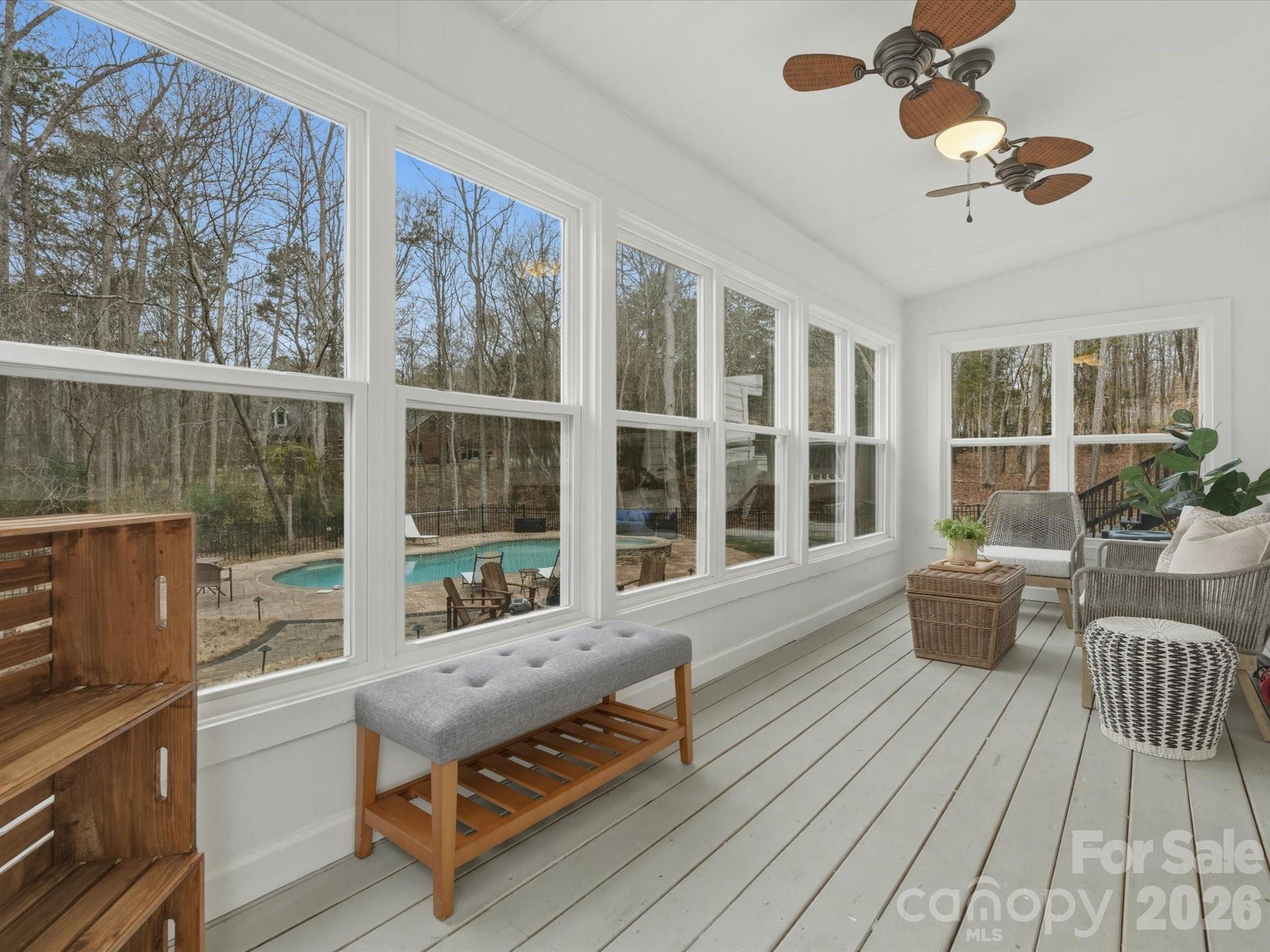 6822 Loblolly Circle
