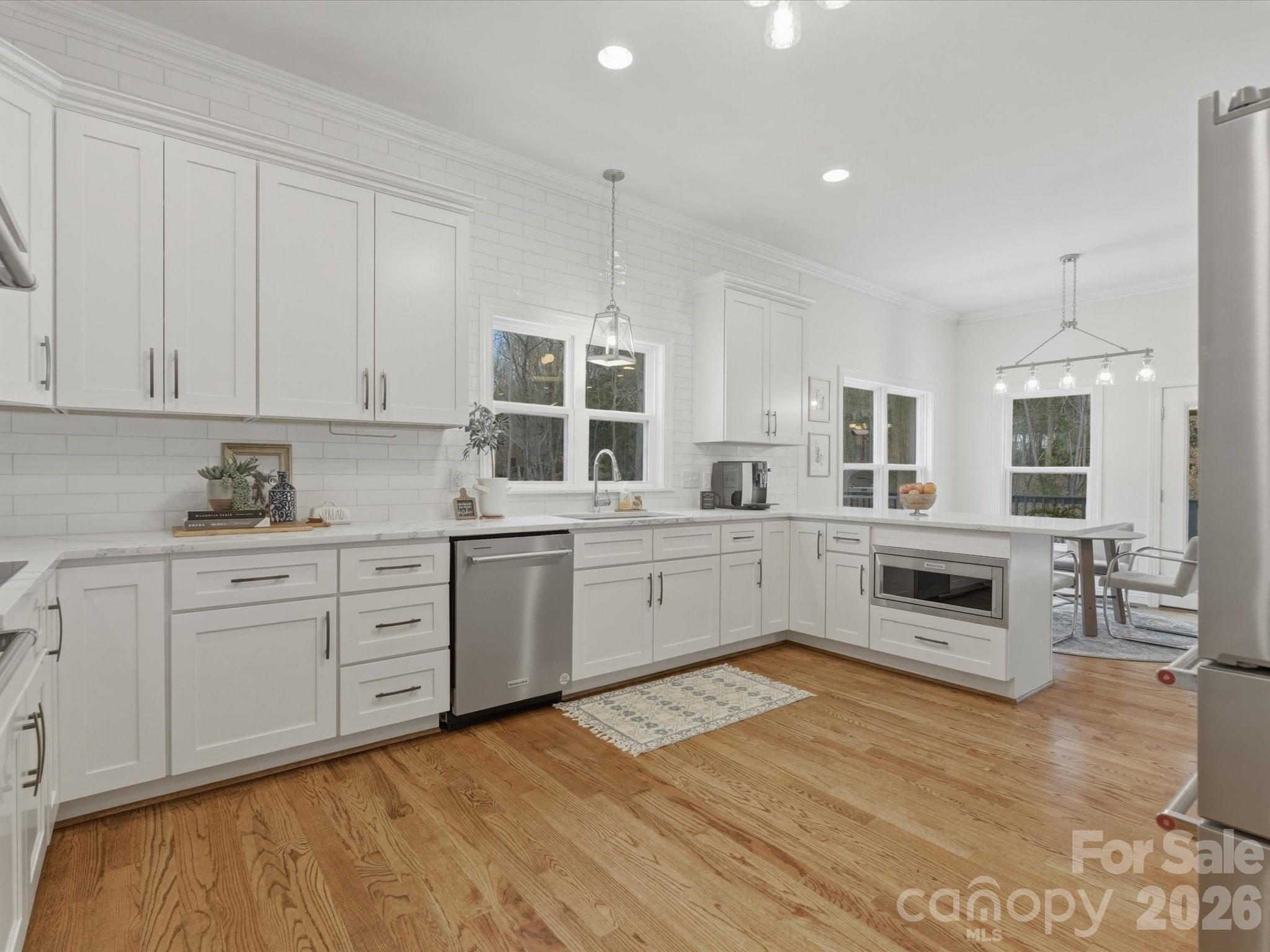 6822 Loblolly Circle