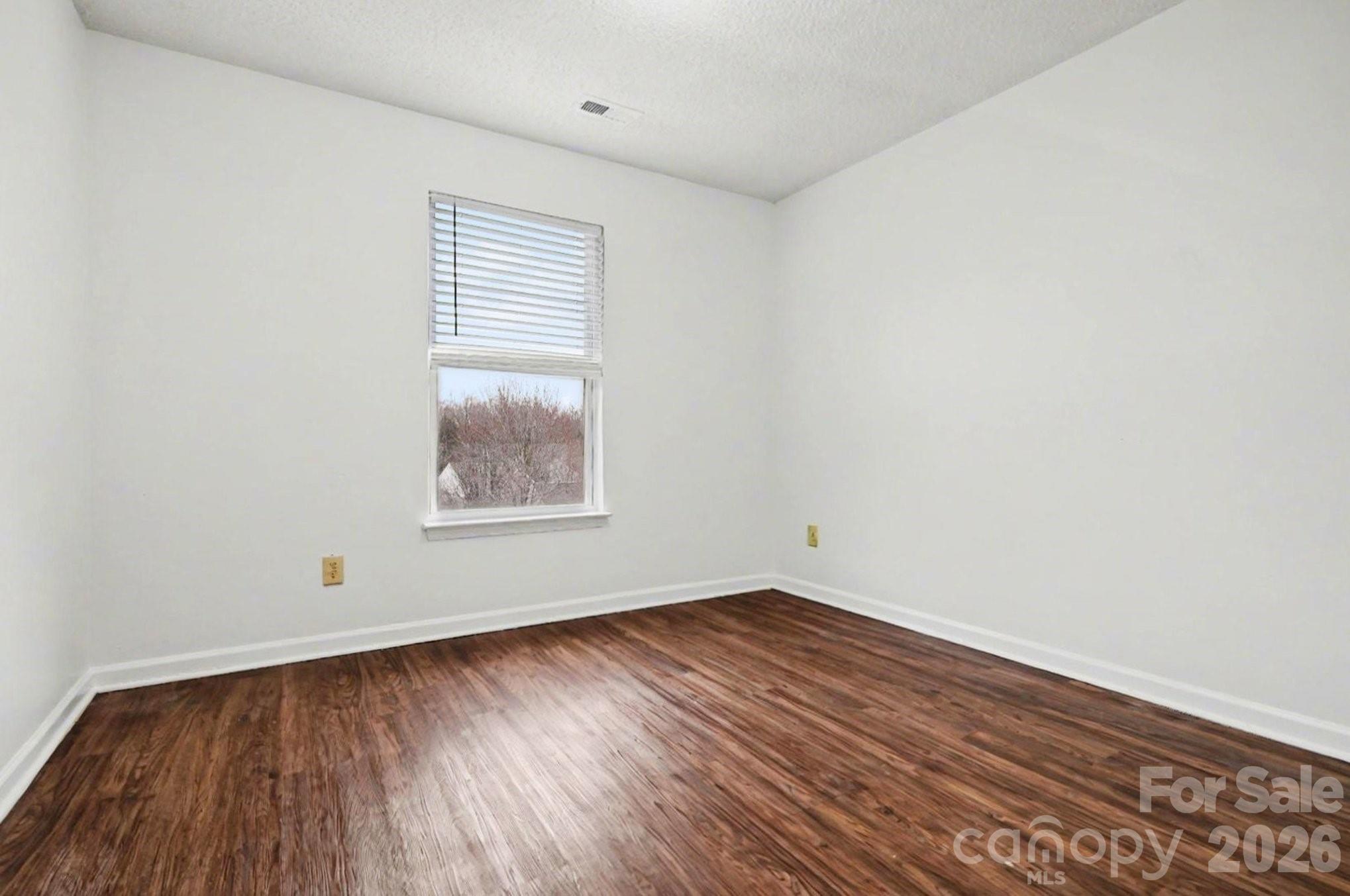 2035 Dunsmore Lane
