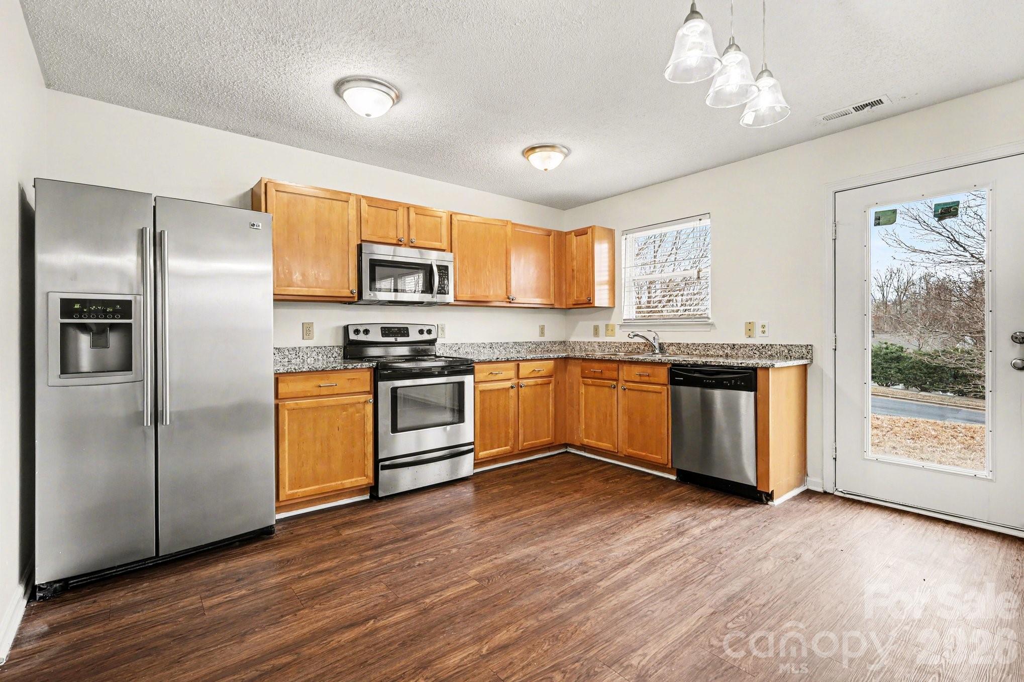 2035 Dunsmore Lane
