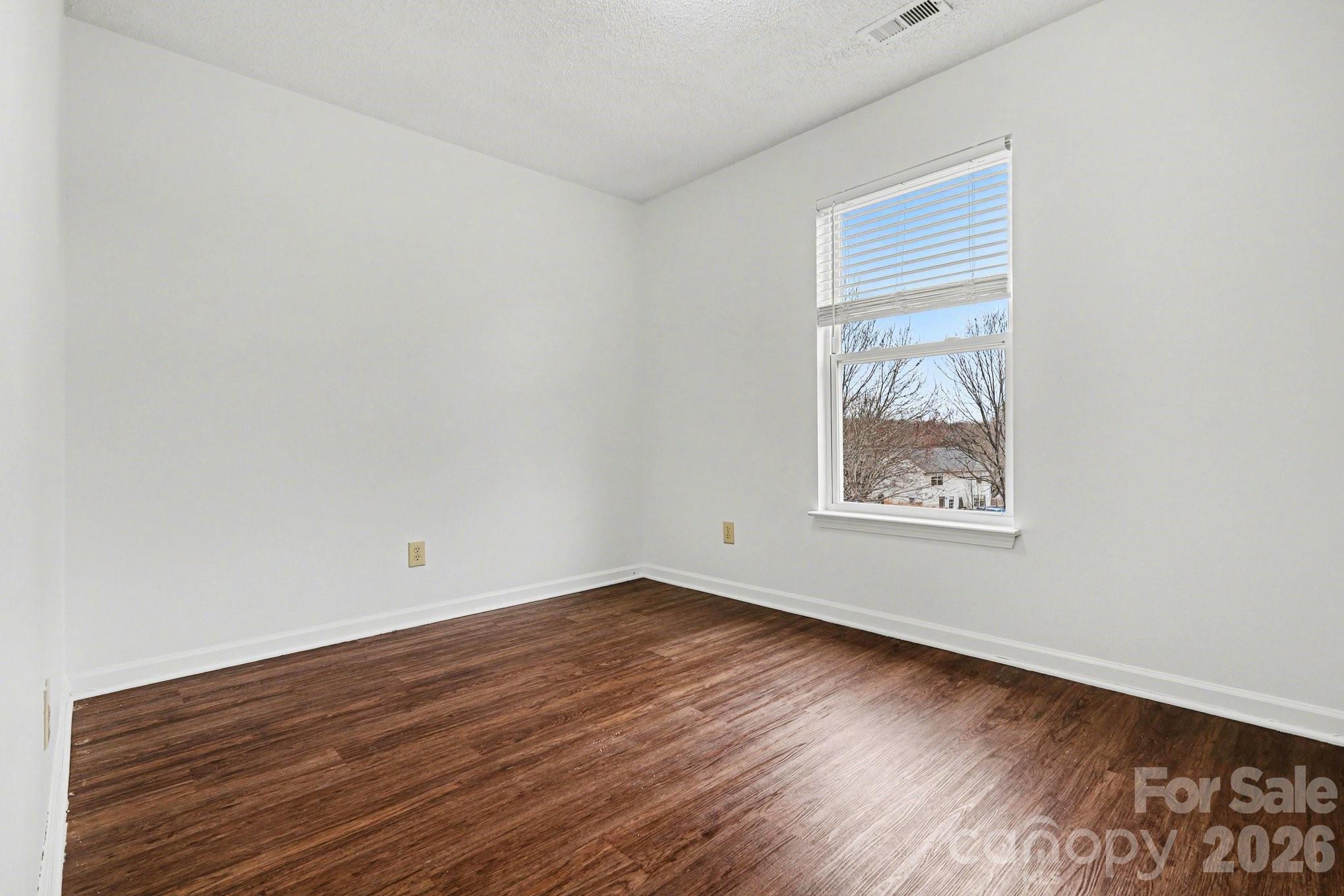 2035 Dunsmore Lane