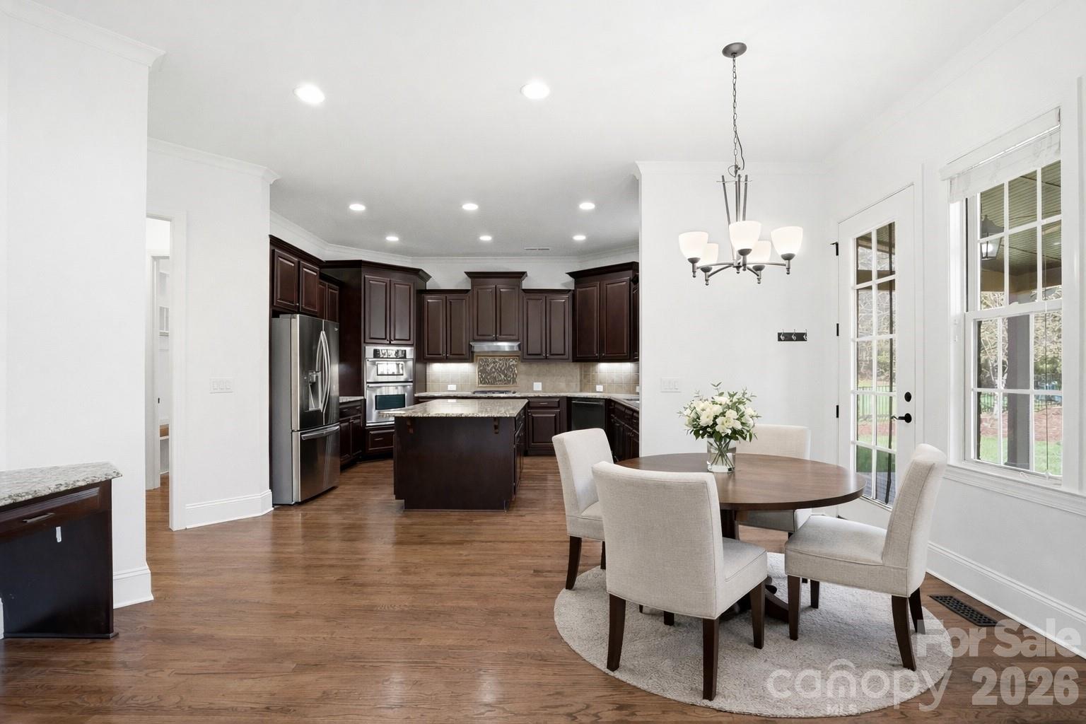 1004 Sultana Lane
