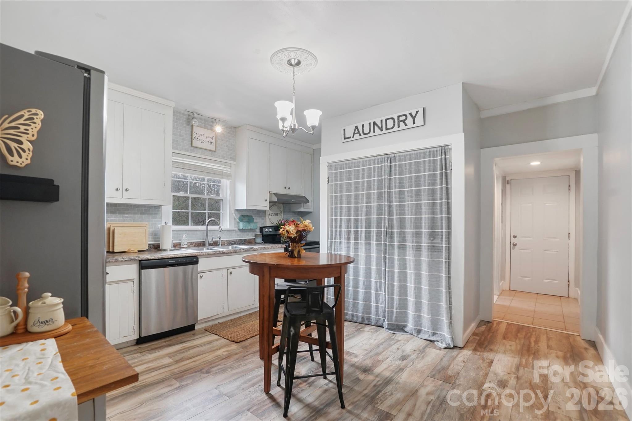 409 Blacksnake Road