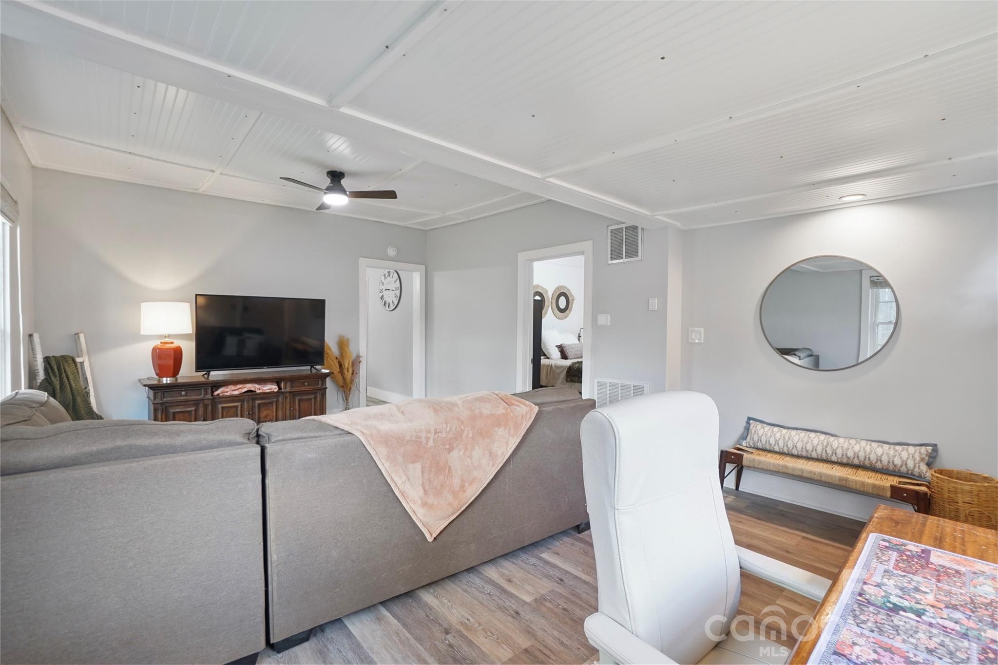 409 Blacksnake Road