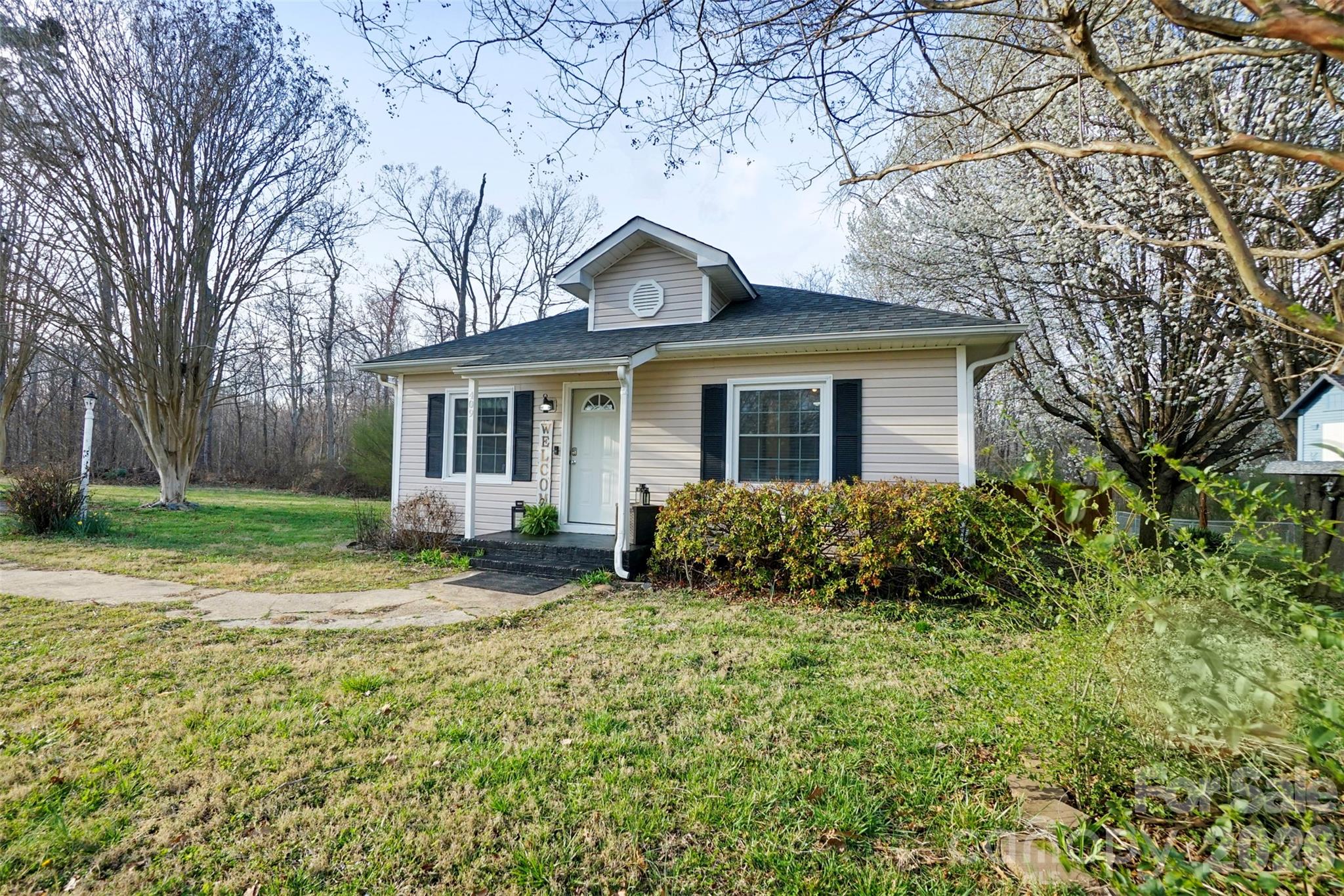 409 Blacksnake Road