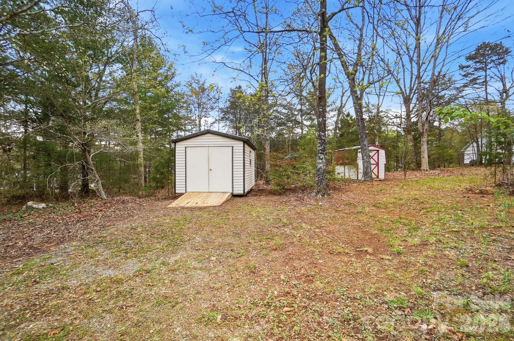 914 Spring Lake Drive