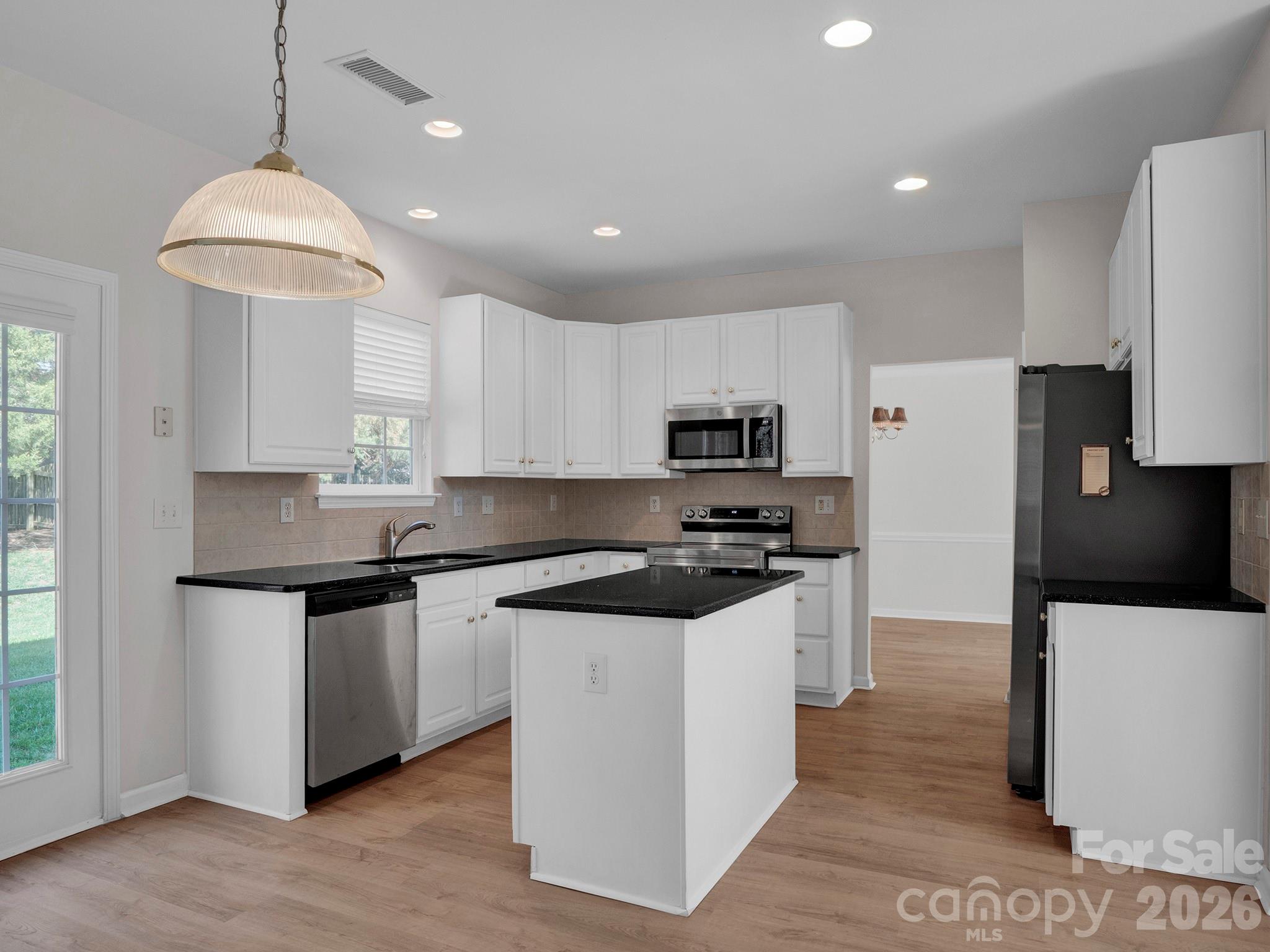 8723 Huntland Court