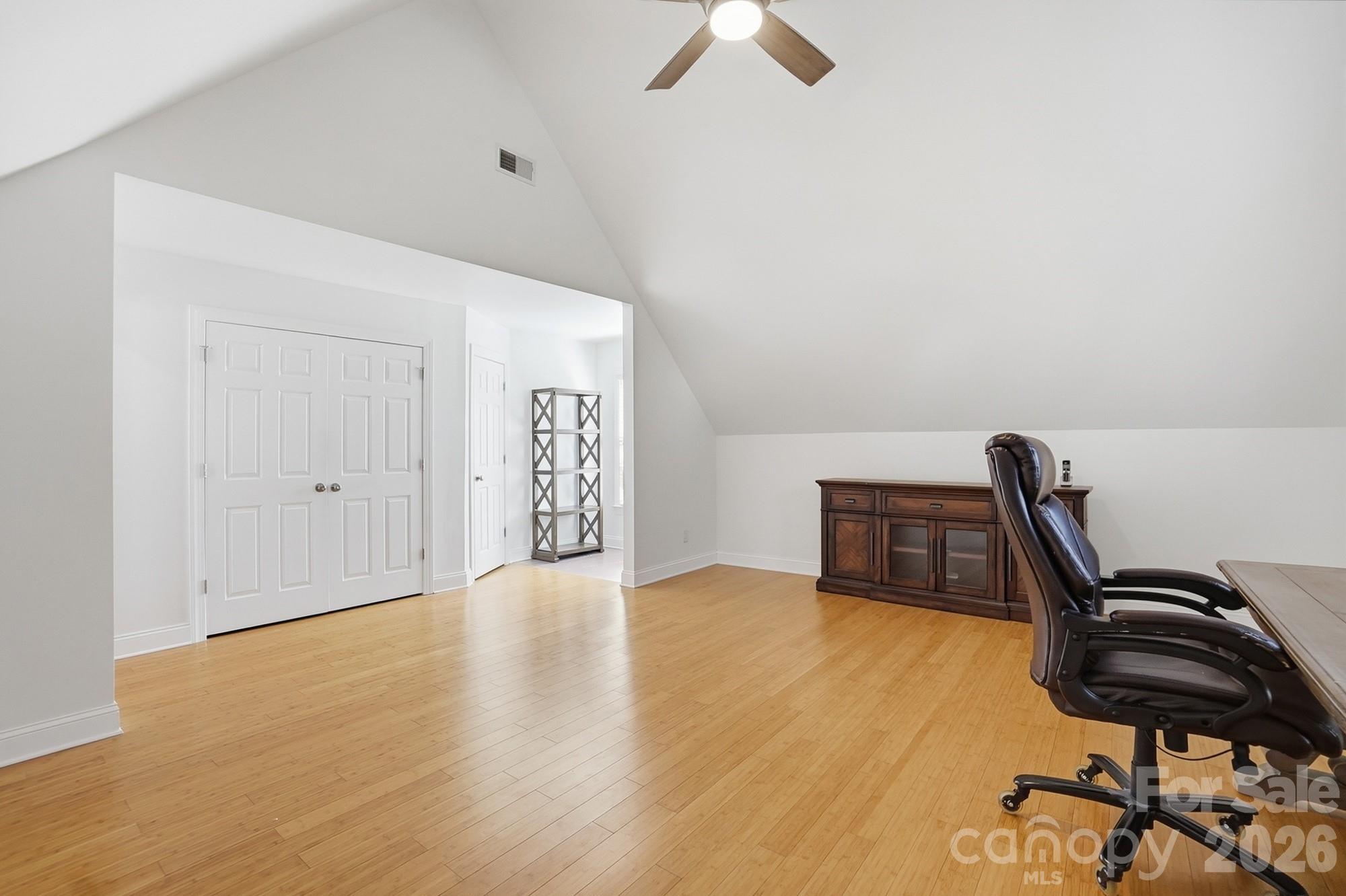 6326 Riverside Oaks Drive