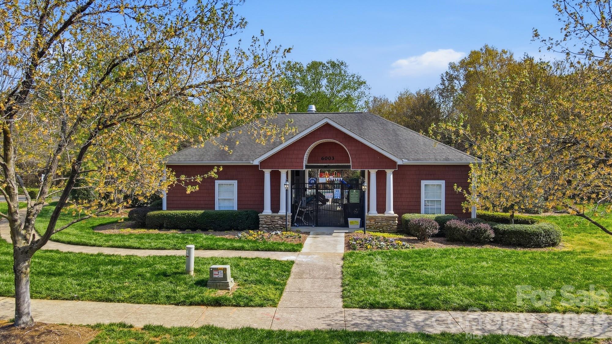 6326 Riverside Oaks Drive