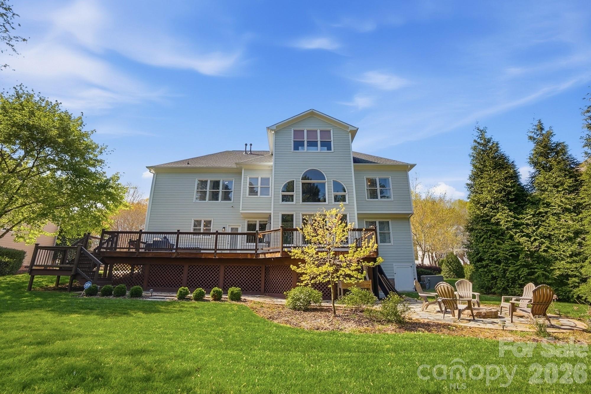 6326 Riverside Oaks Drive