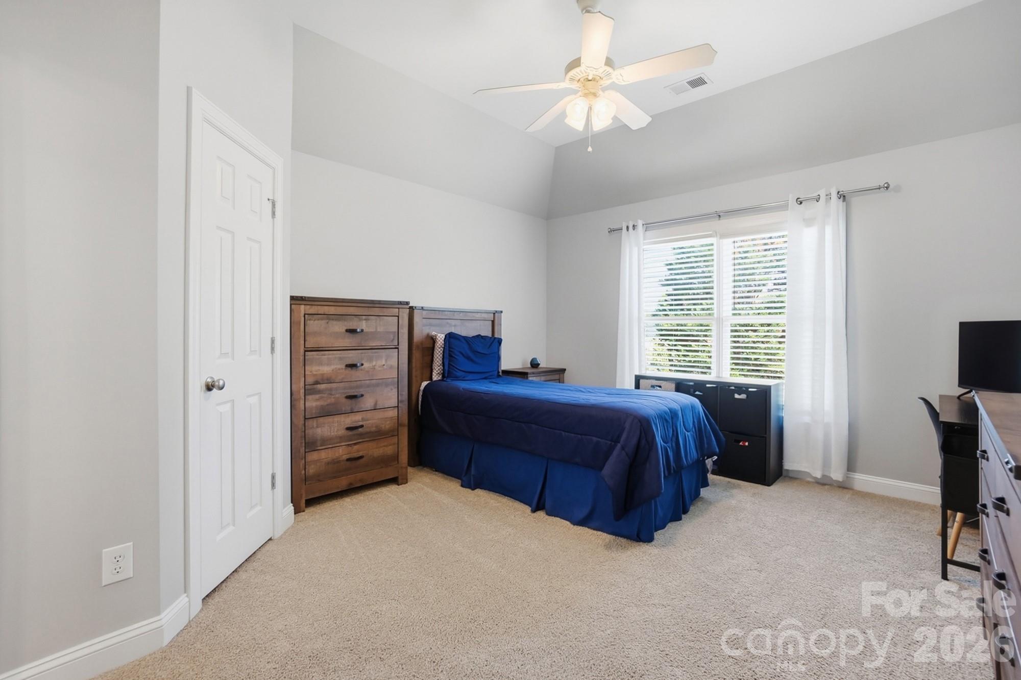 6326 Riverside Oaks Drive