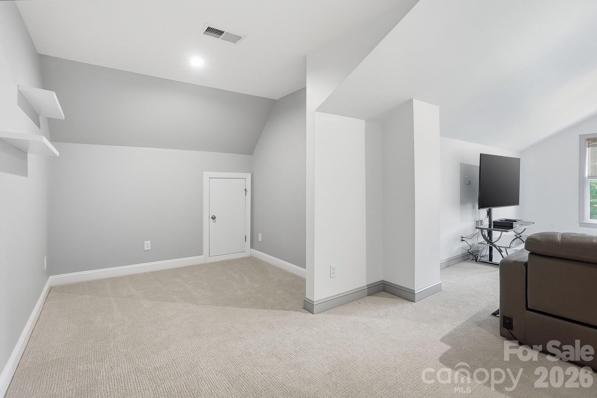 6326 Riverside Oaks Drive