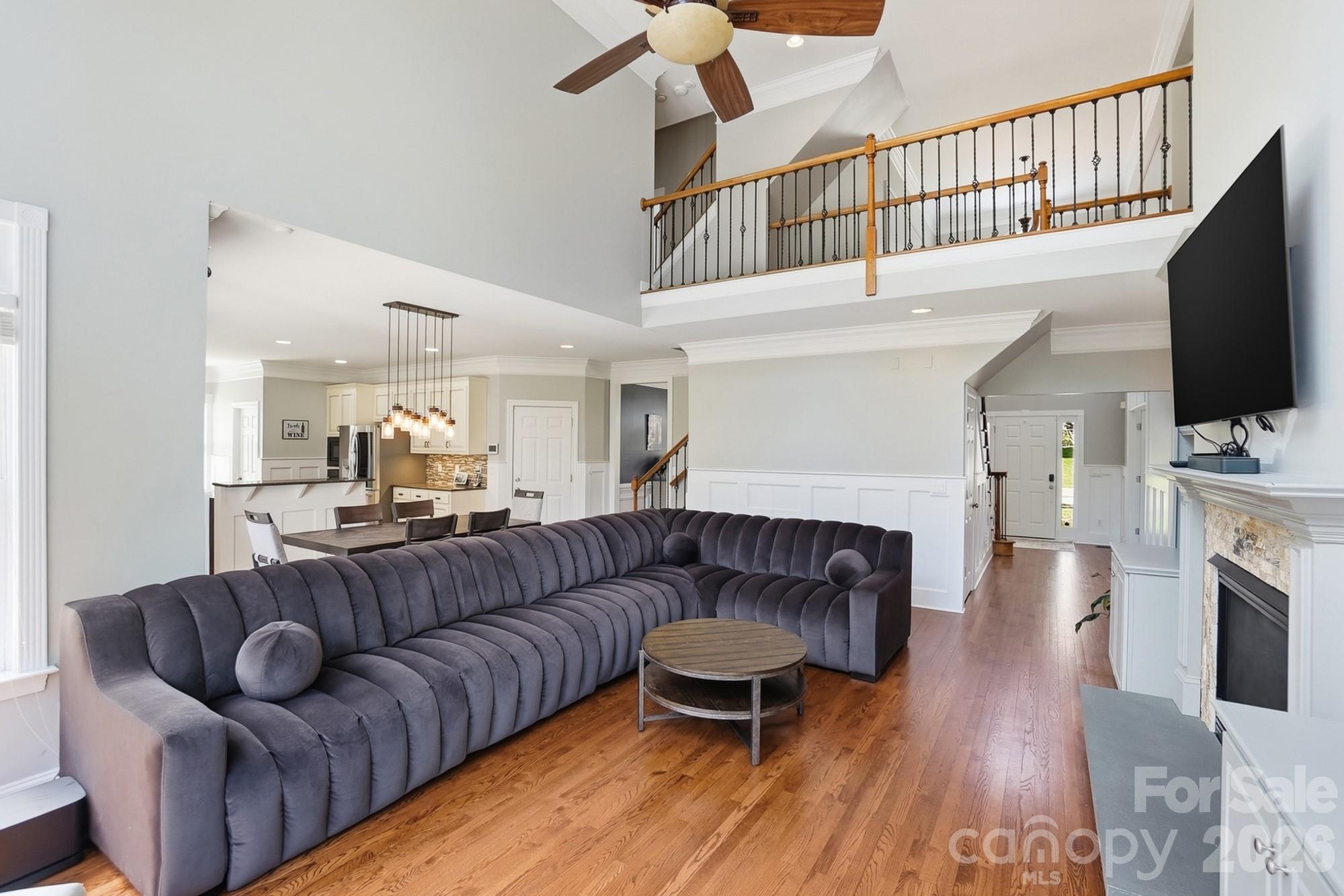 6326 Riverside Oaks Drive