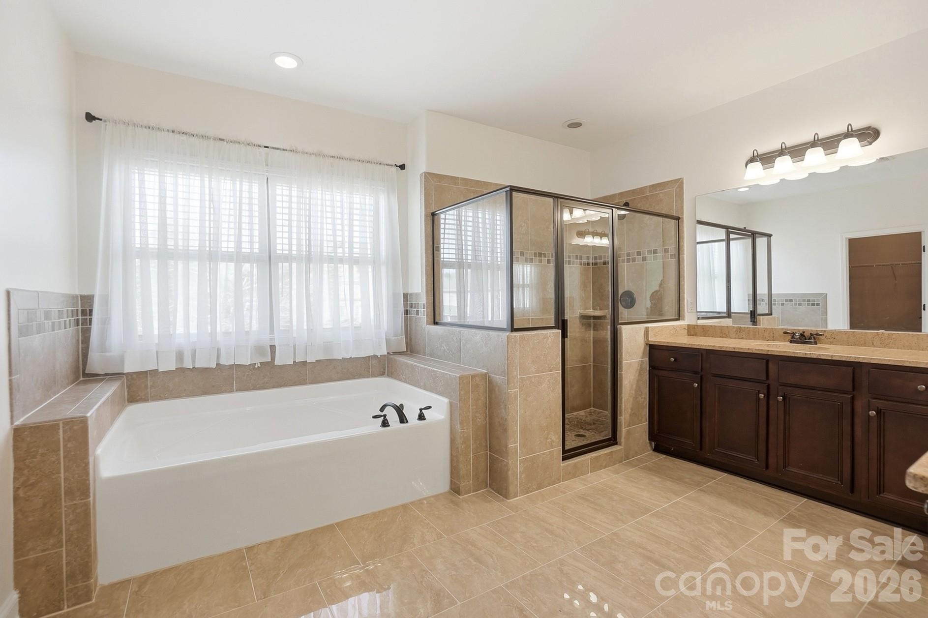 5509 Holly Hills Drive