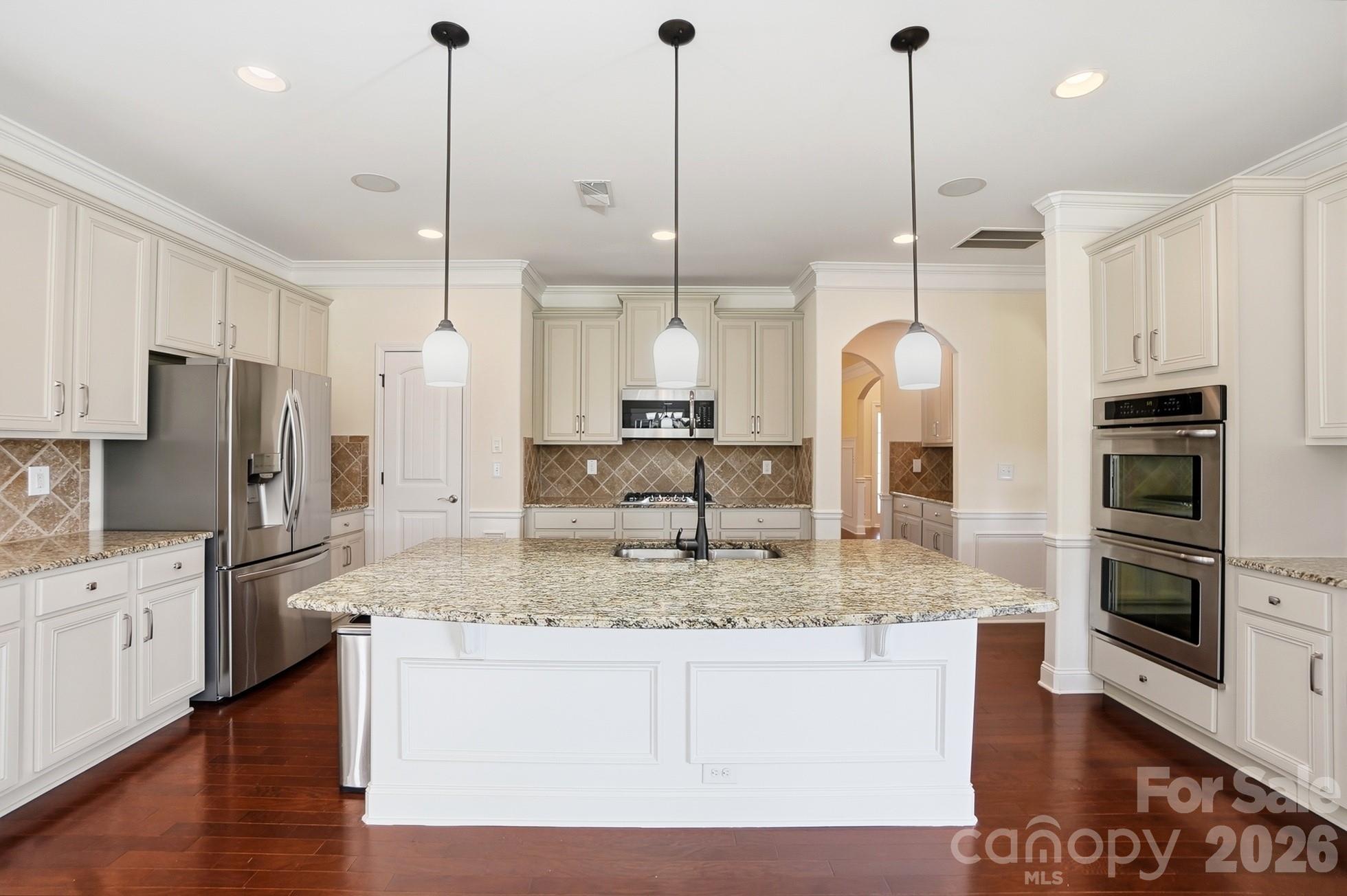 5509 Holly Hills Drive