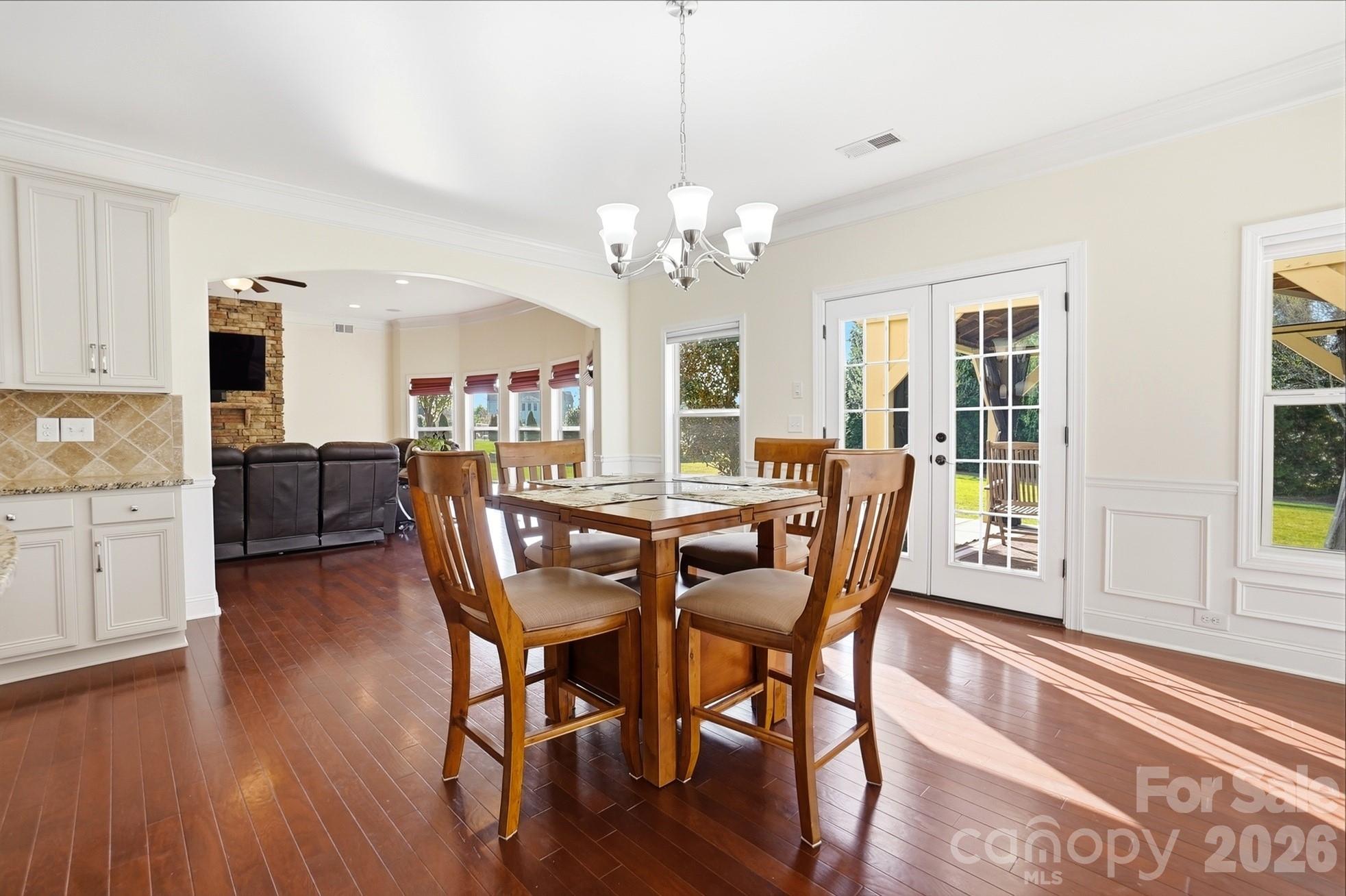 5509 Holly Hills Drive