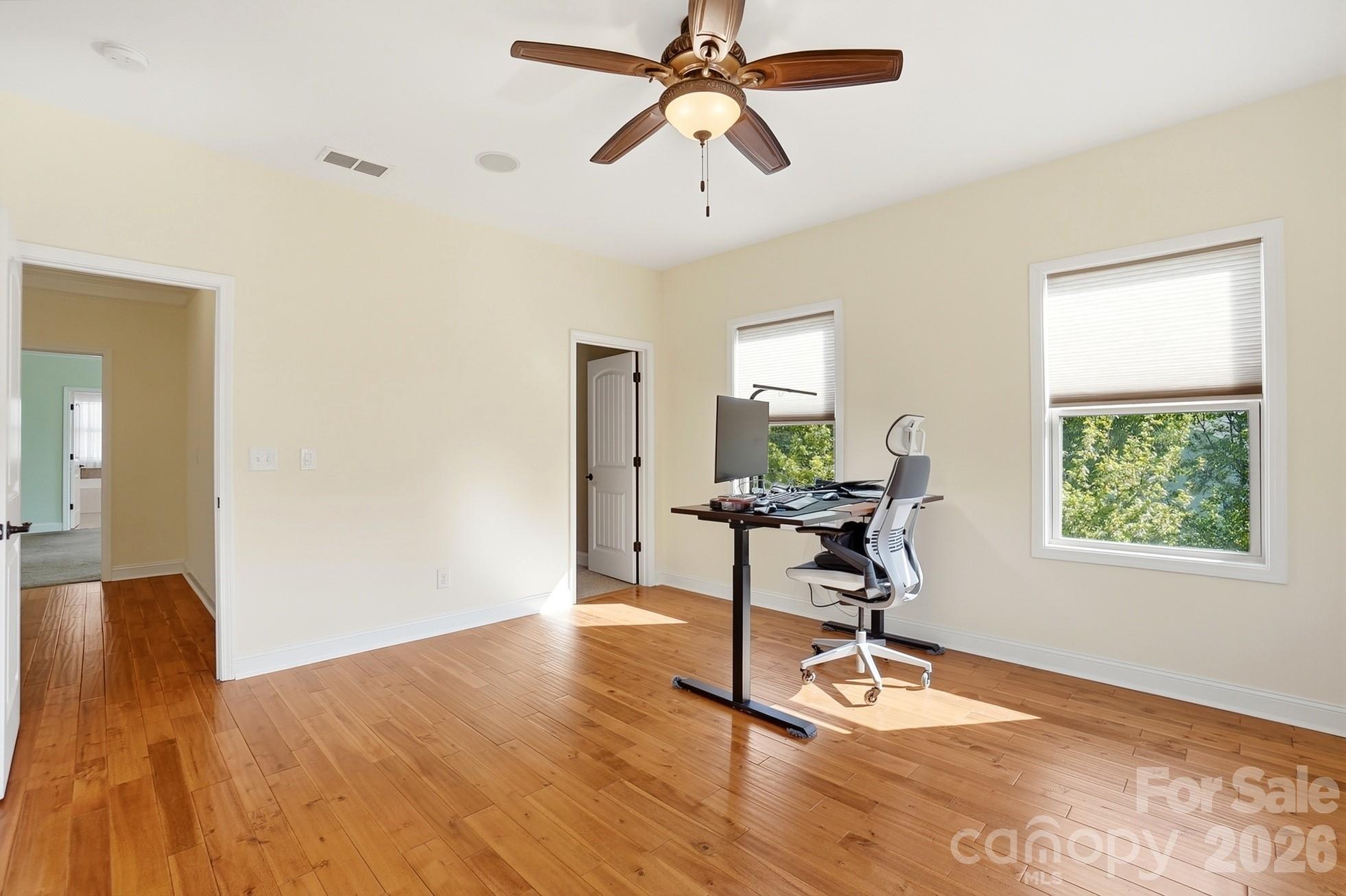 5509 Holly Hills Drive