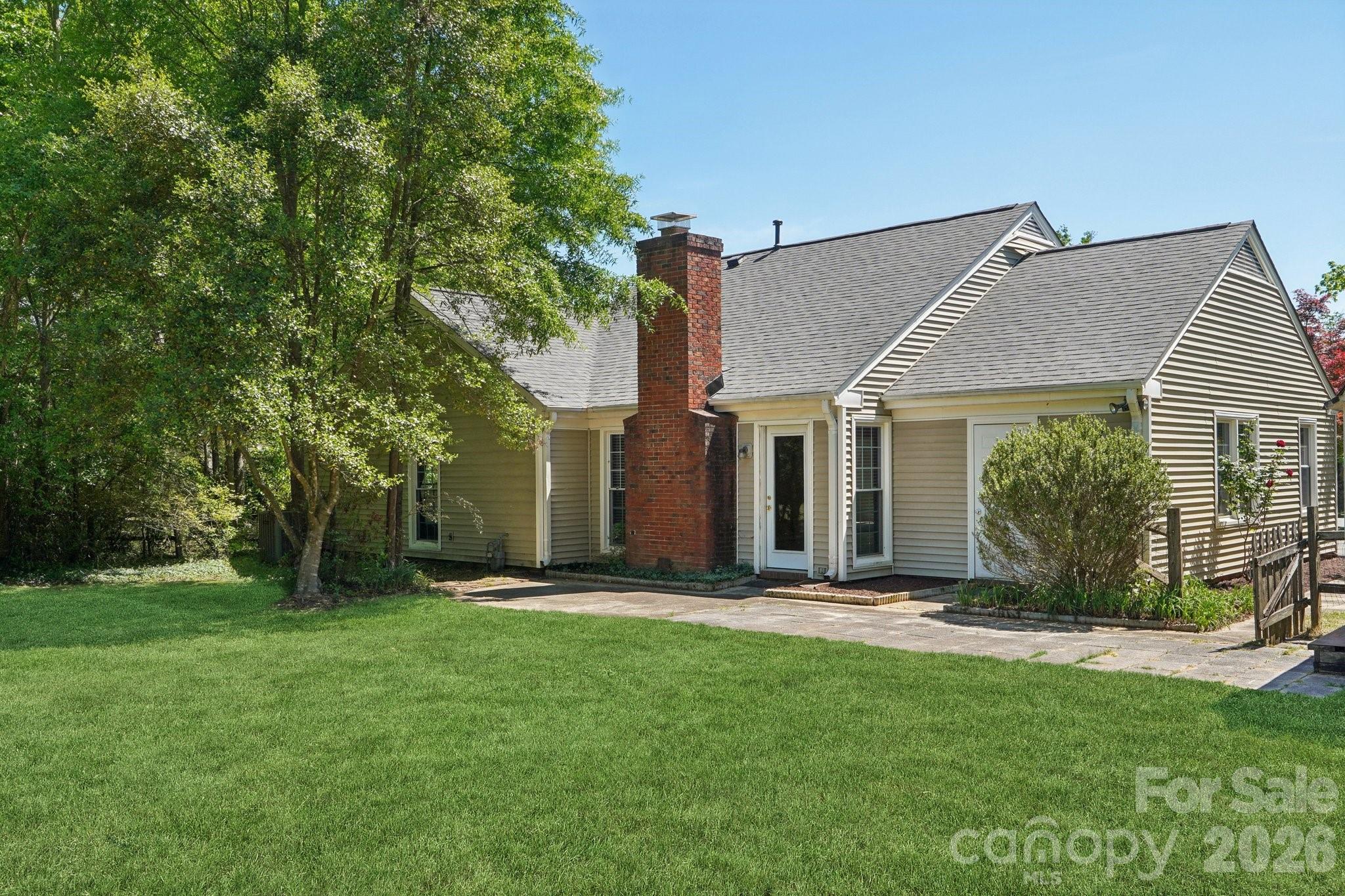 8801 Gamesford Drive