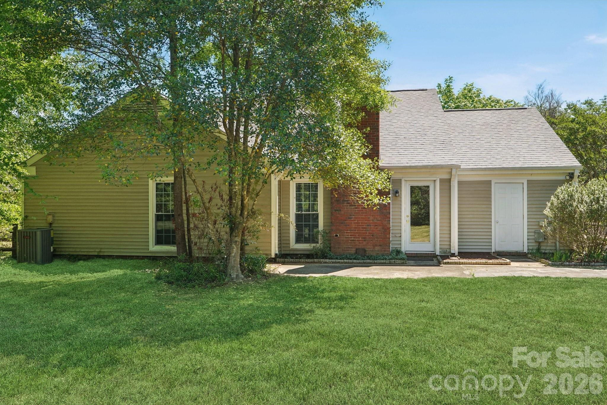 8801 Gamesford Drive