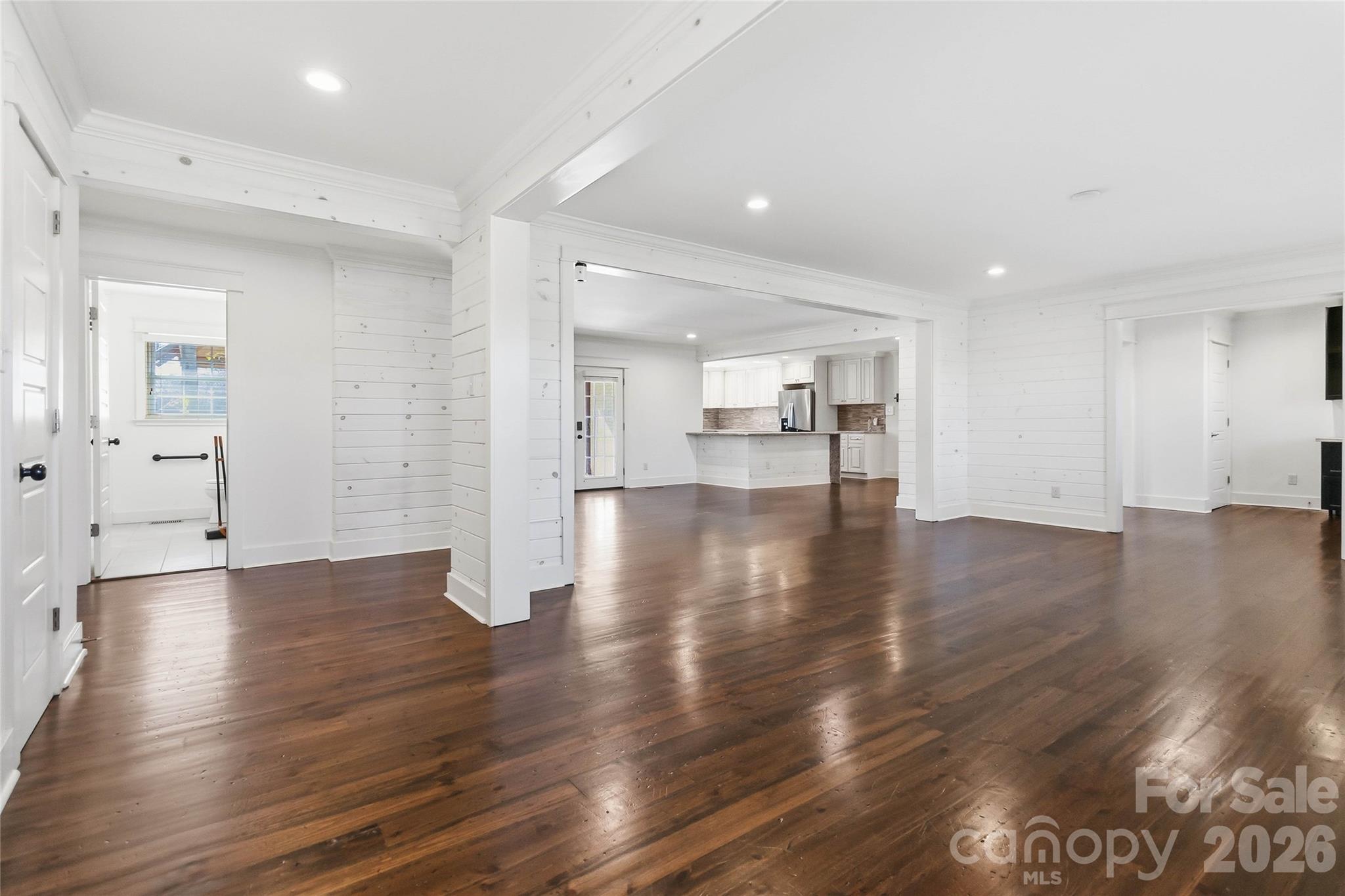 7717 Lancaster Highway