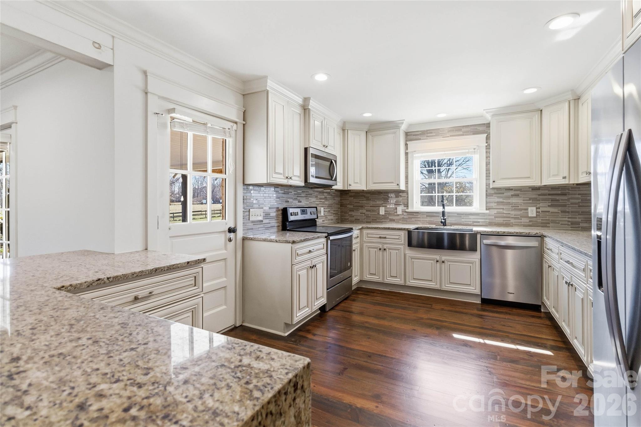 7717 Lancaster Highway