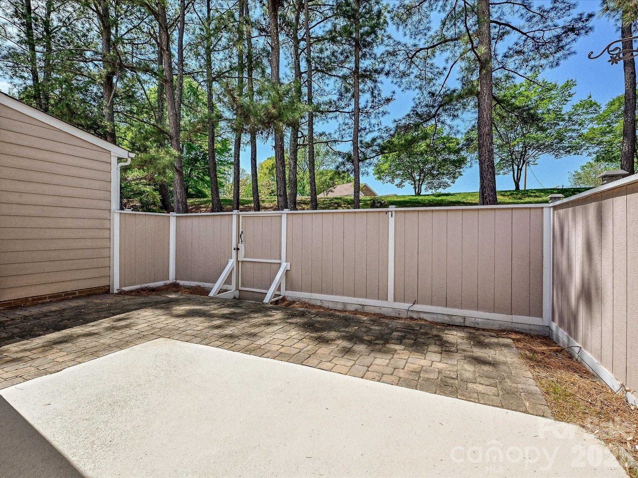 6816 Copernicus Circle