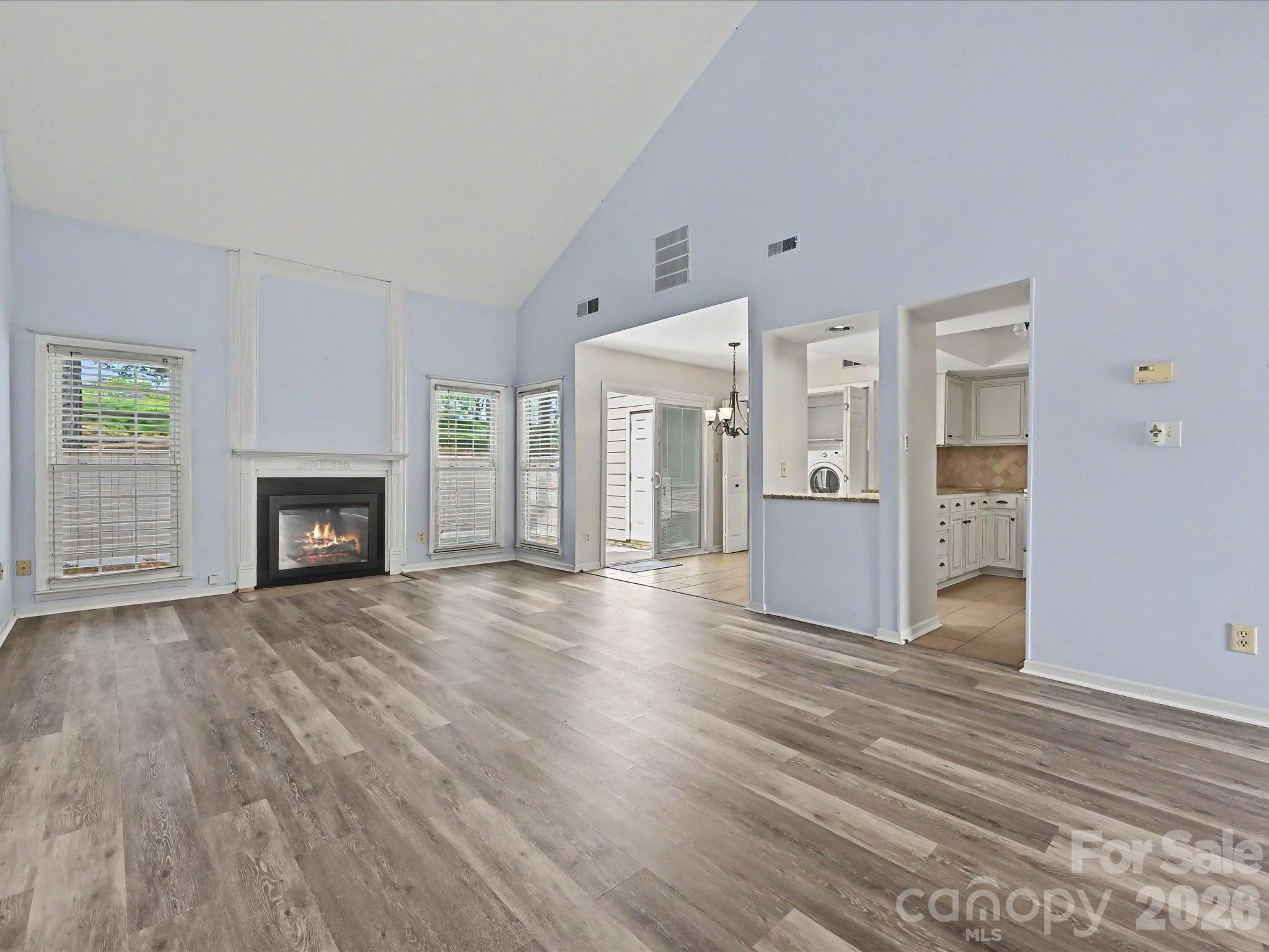 6816 Copernicus Circle