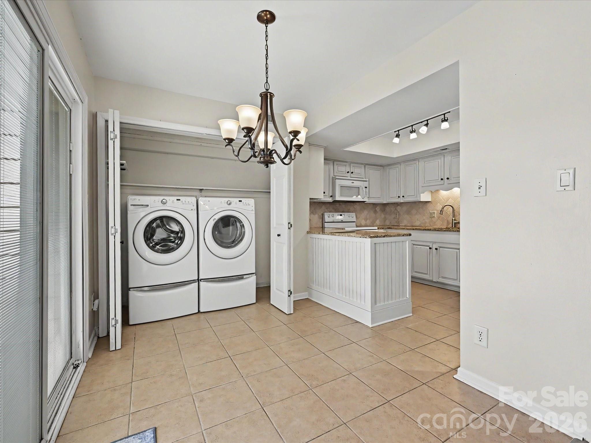 6816 Copernicus Circle