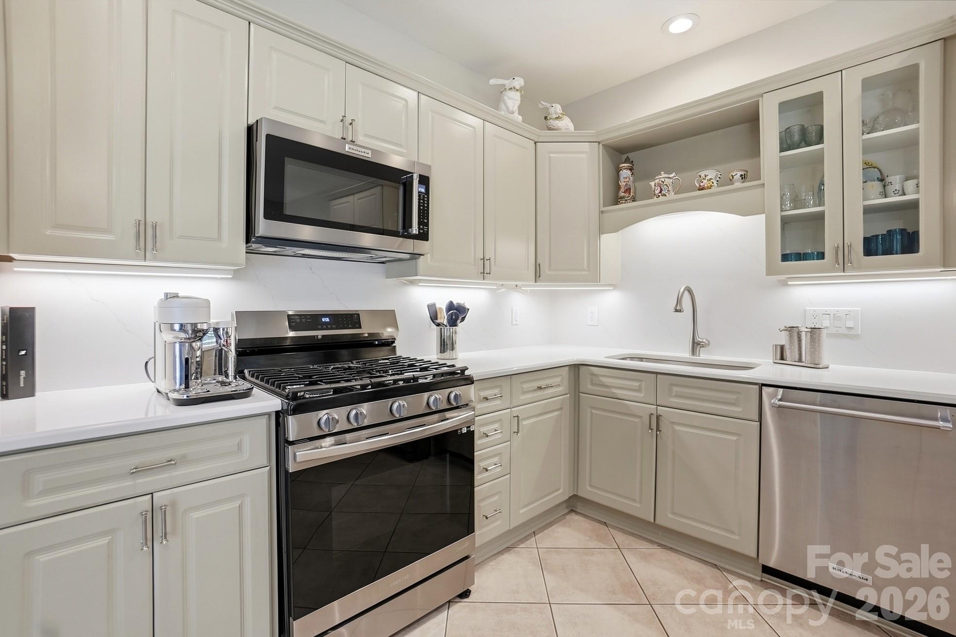 9423 Bonnie Briar Circle