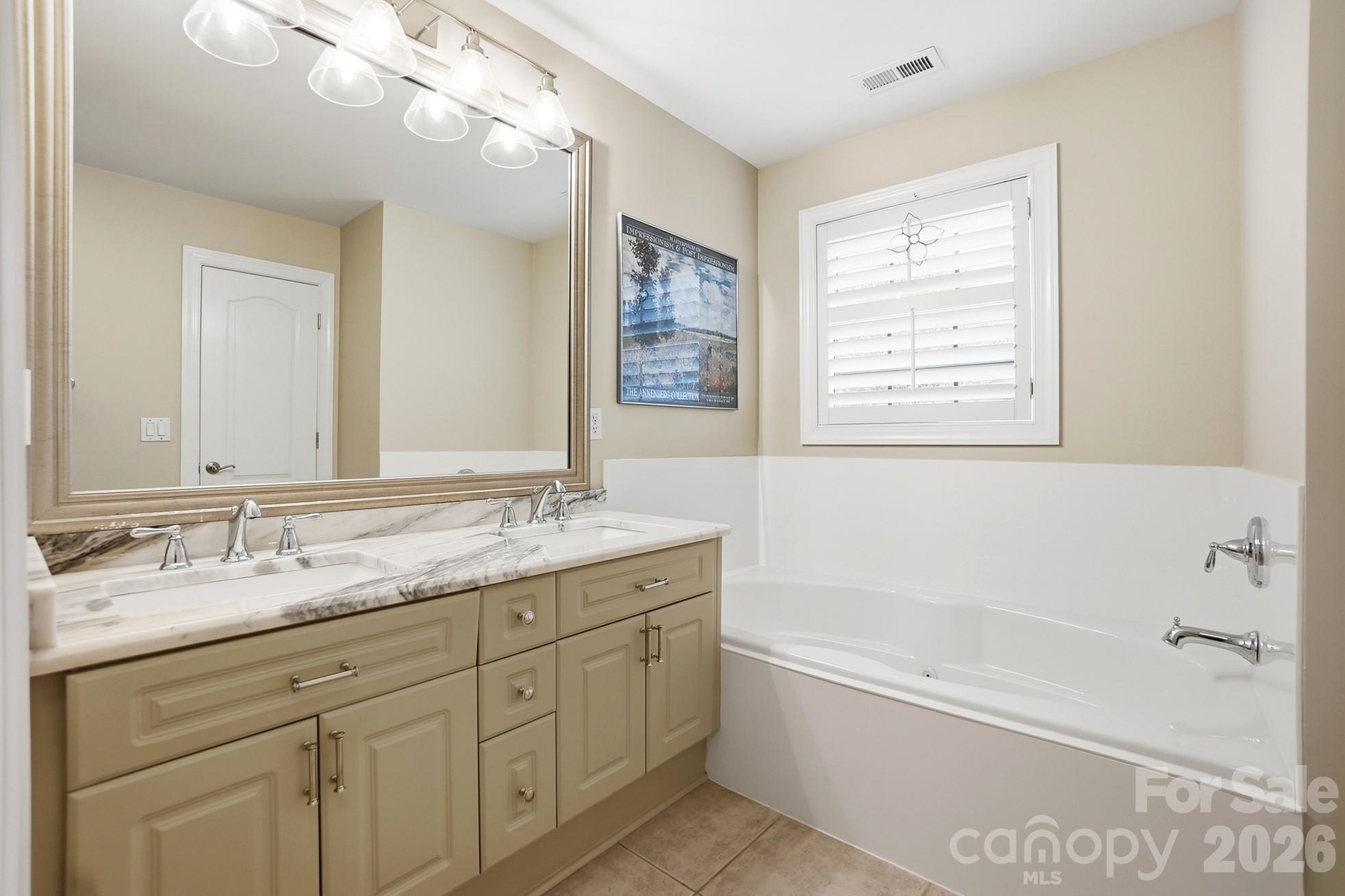 9423 Bonnie Briar Circle