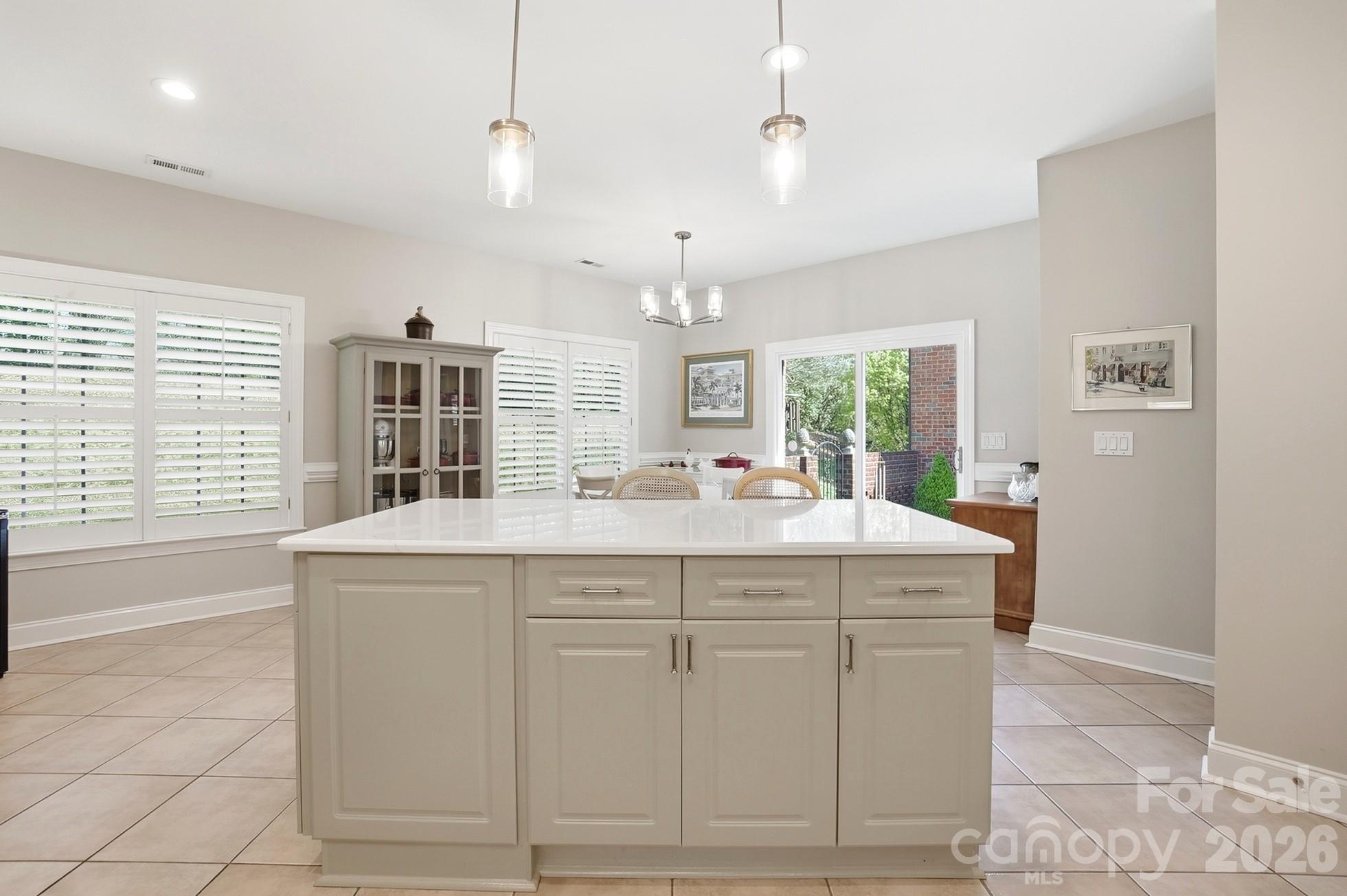 9423 Bonnie Briar Circle