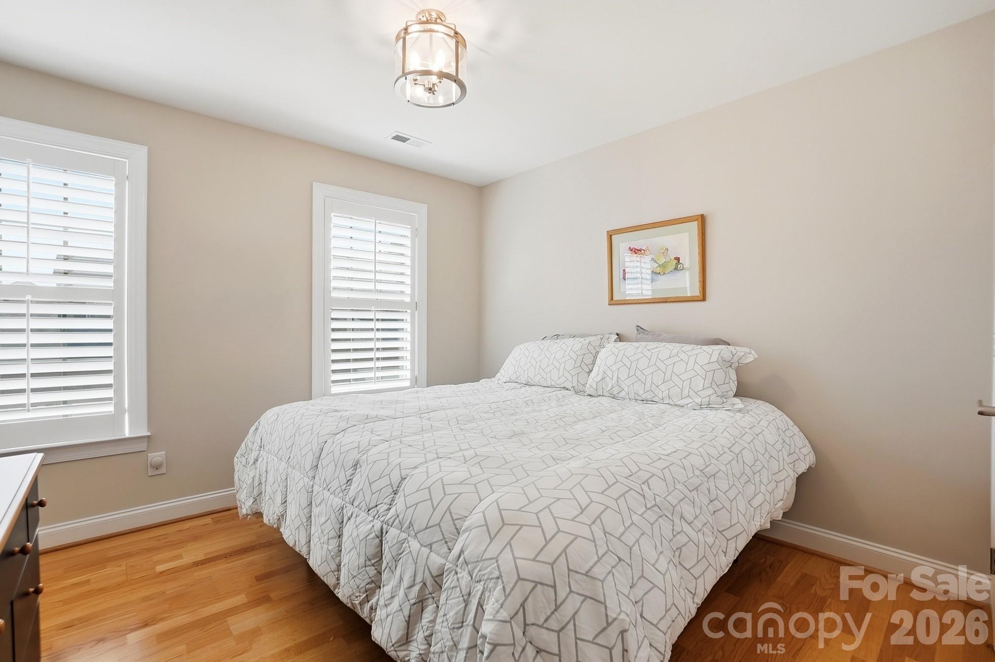 9423 Bonnie Briar Circle