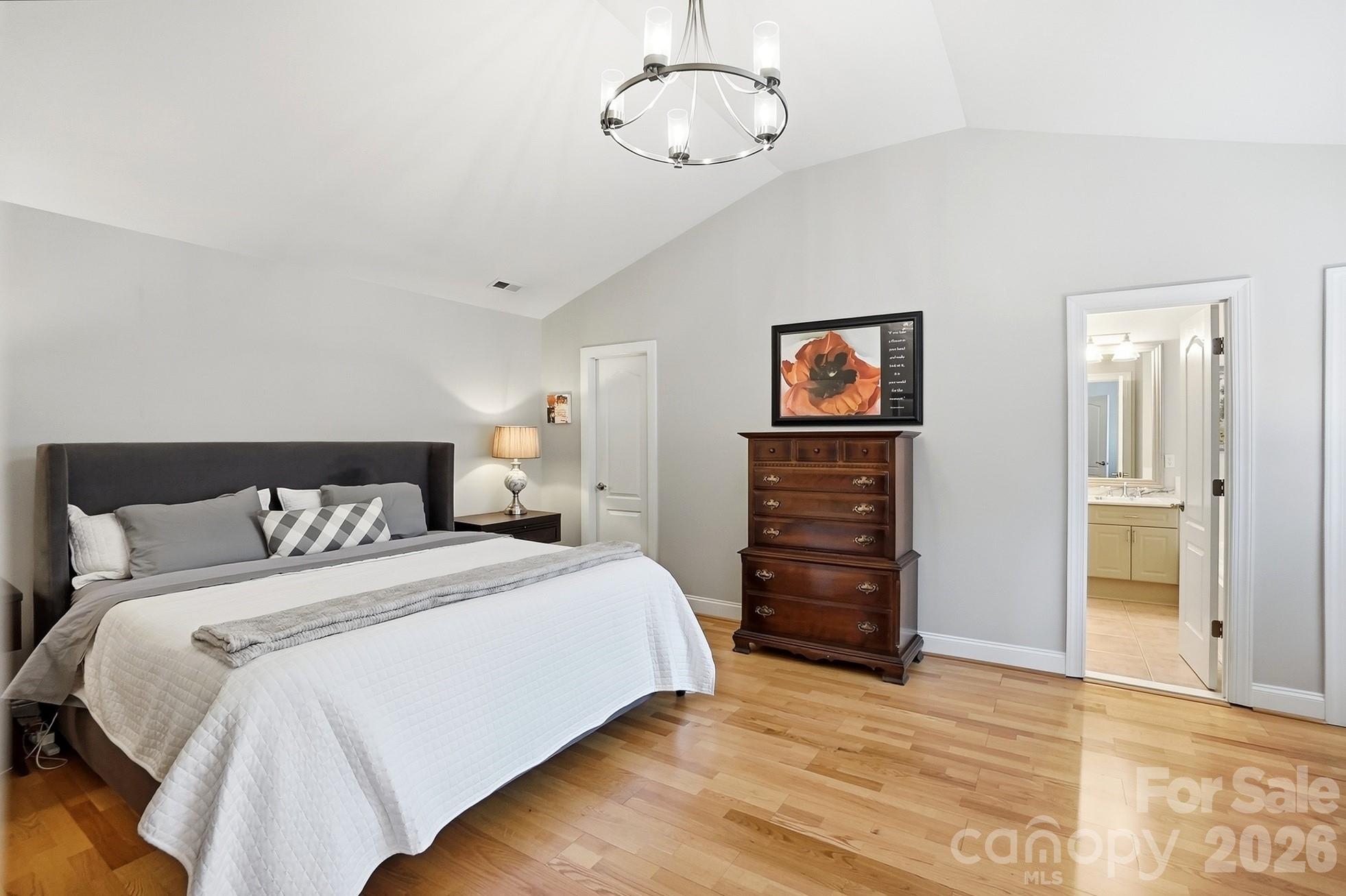 9423 Bonnie Briar Circle