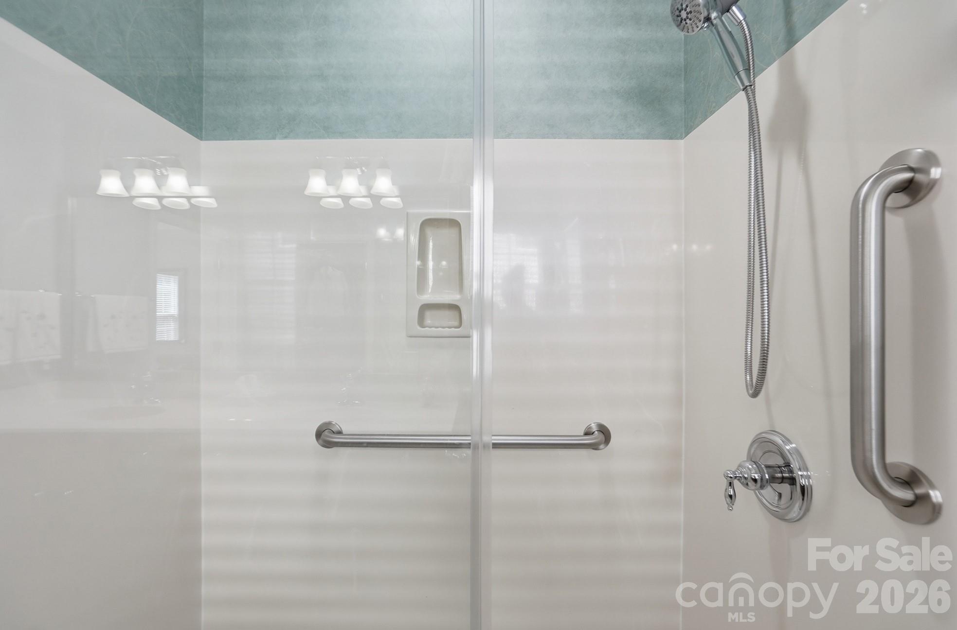 5123 Grandview Drive