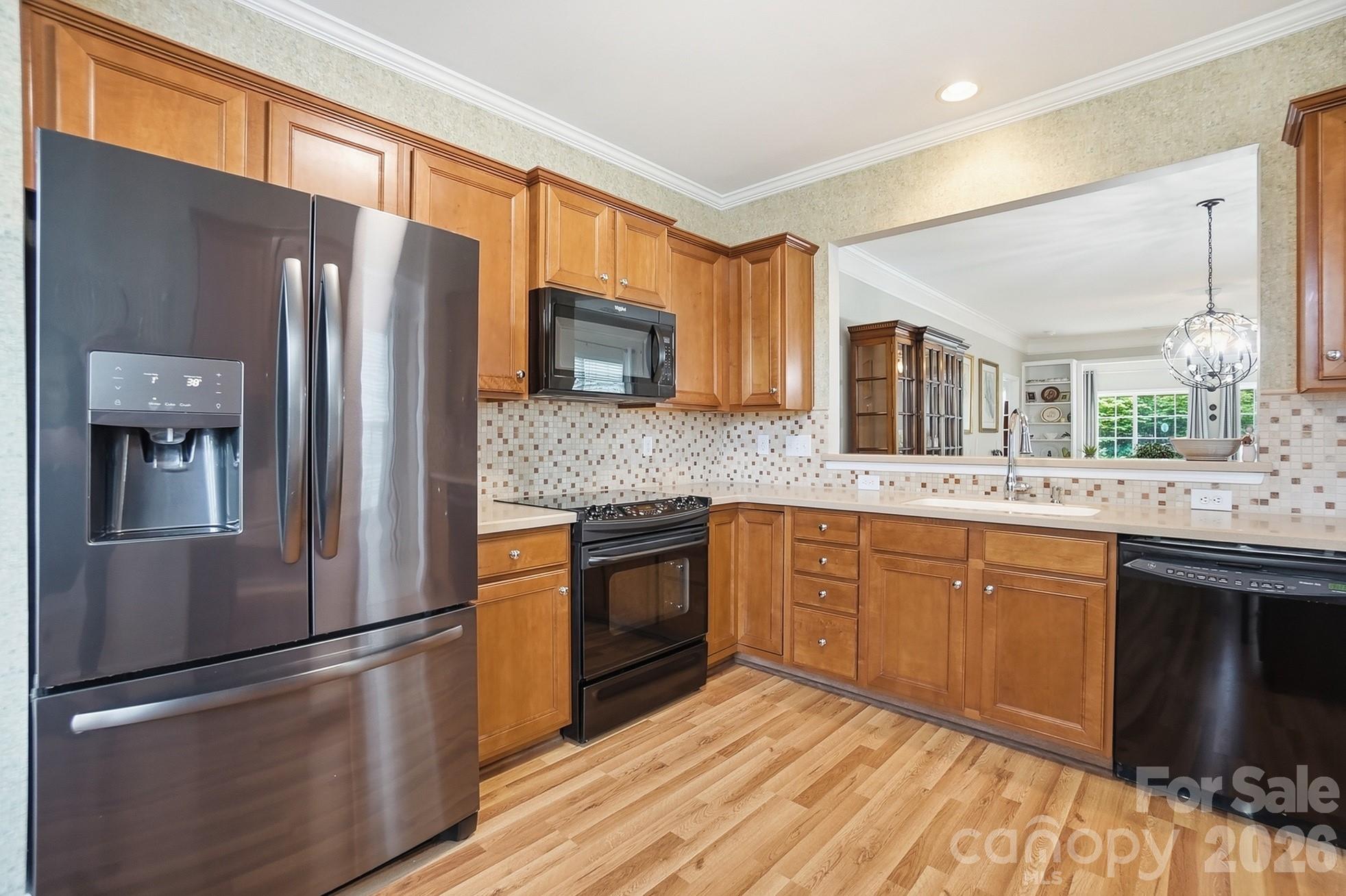 5123 Grandview Drive