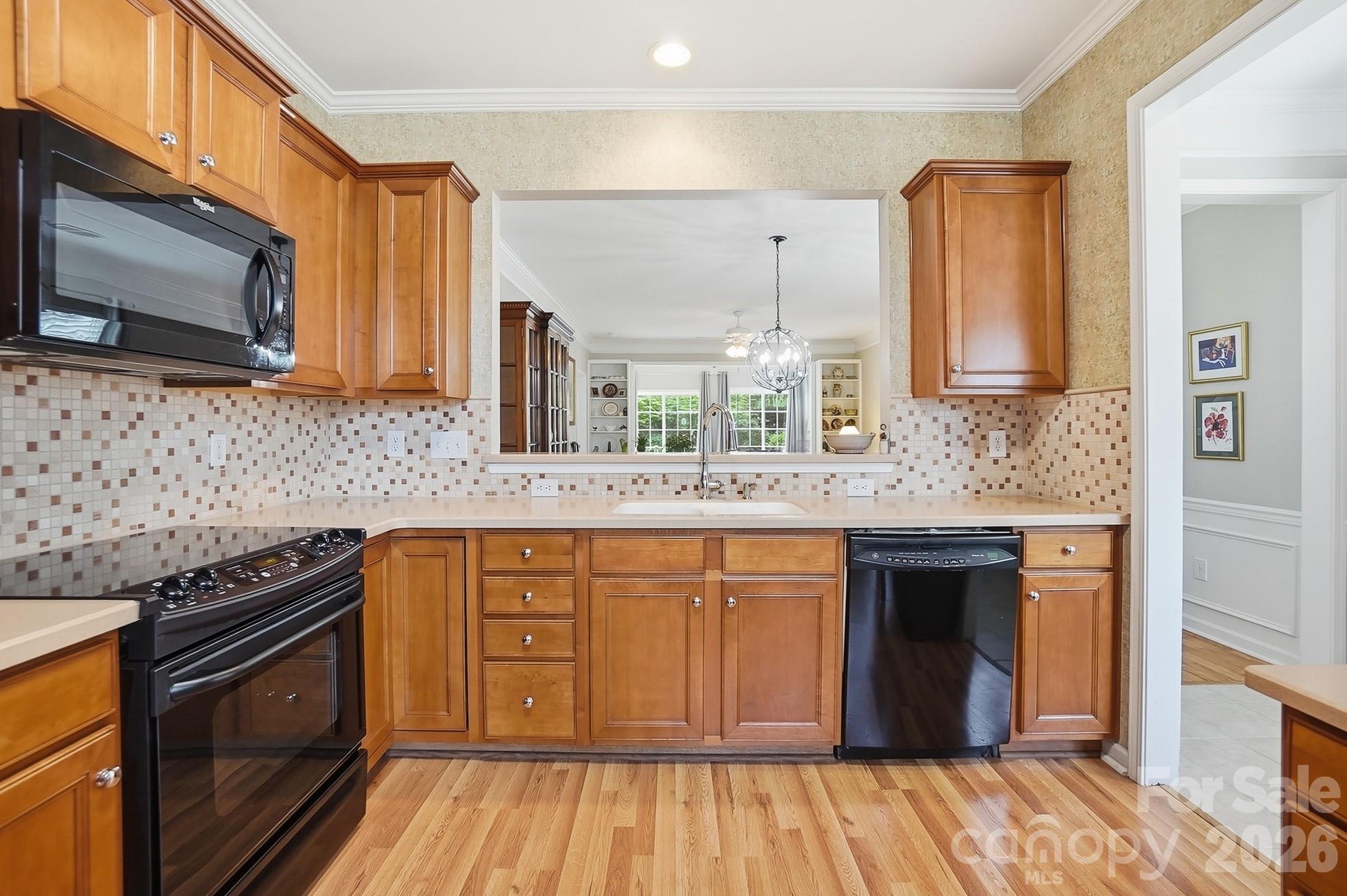 5123 Grandview Drive