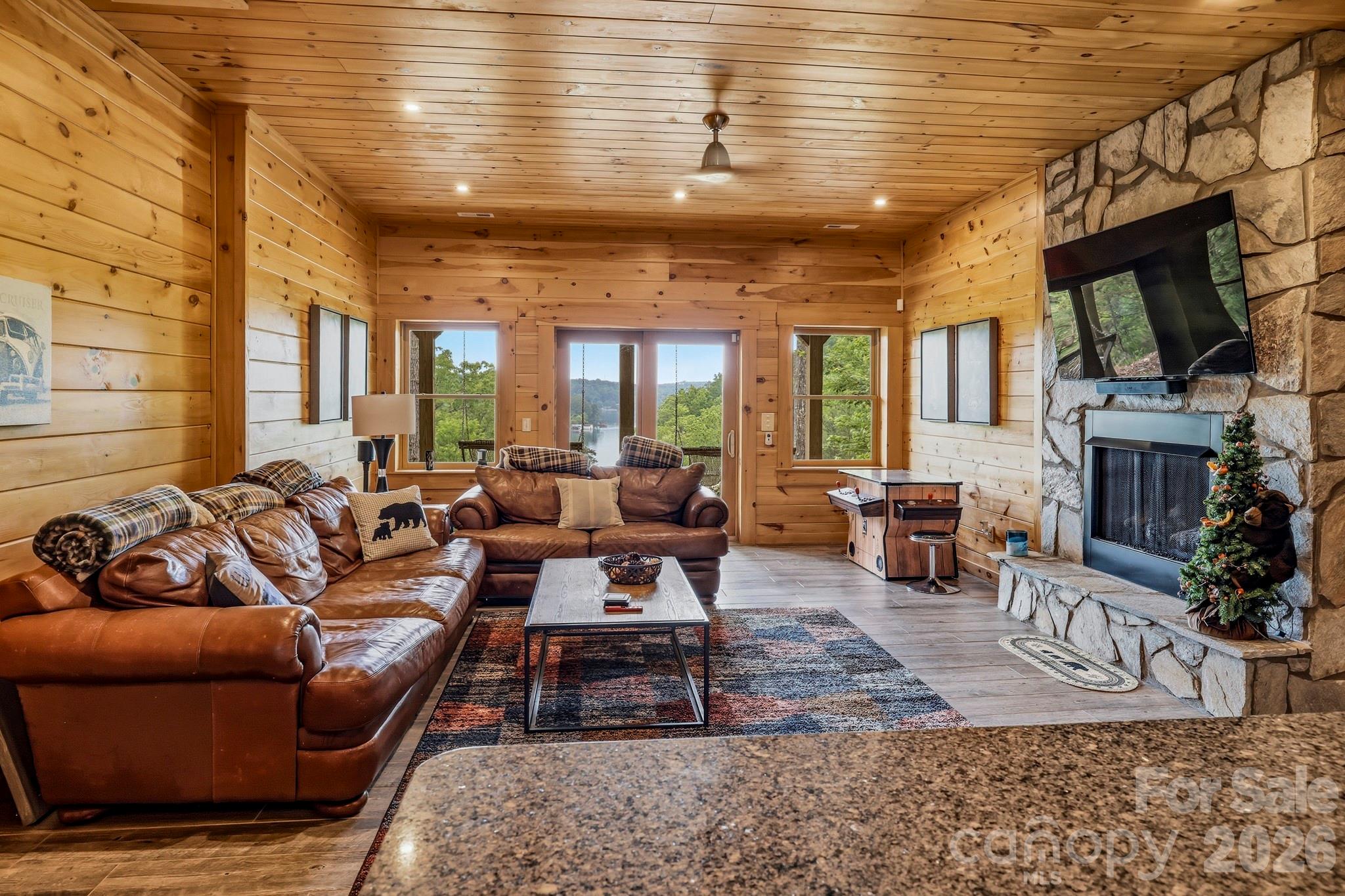 286 Holmstead Drive
